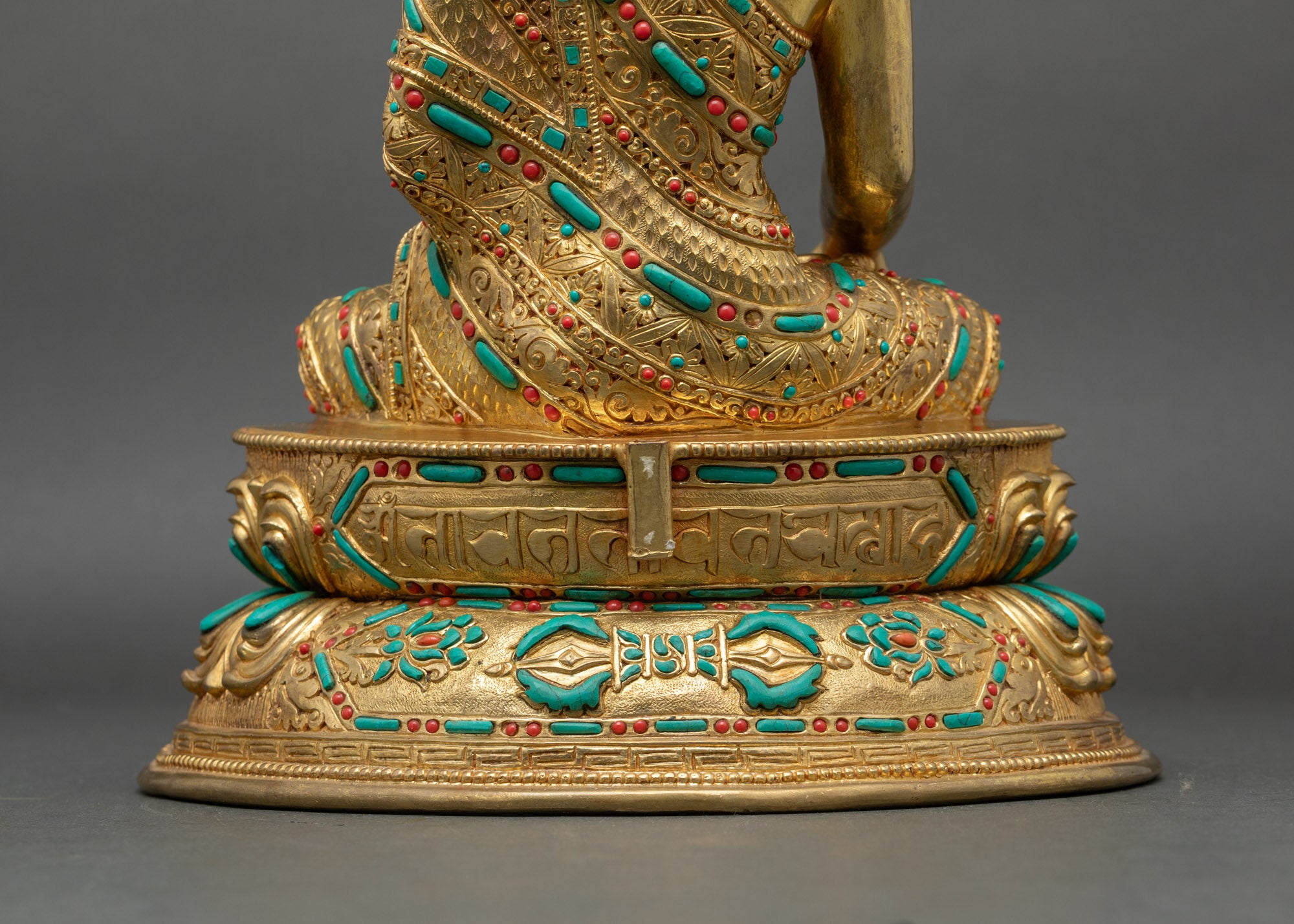 Premium Shakyamuni Buddha Figurine | The Sage of the Shakyas