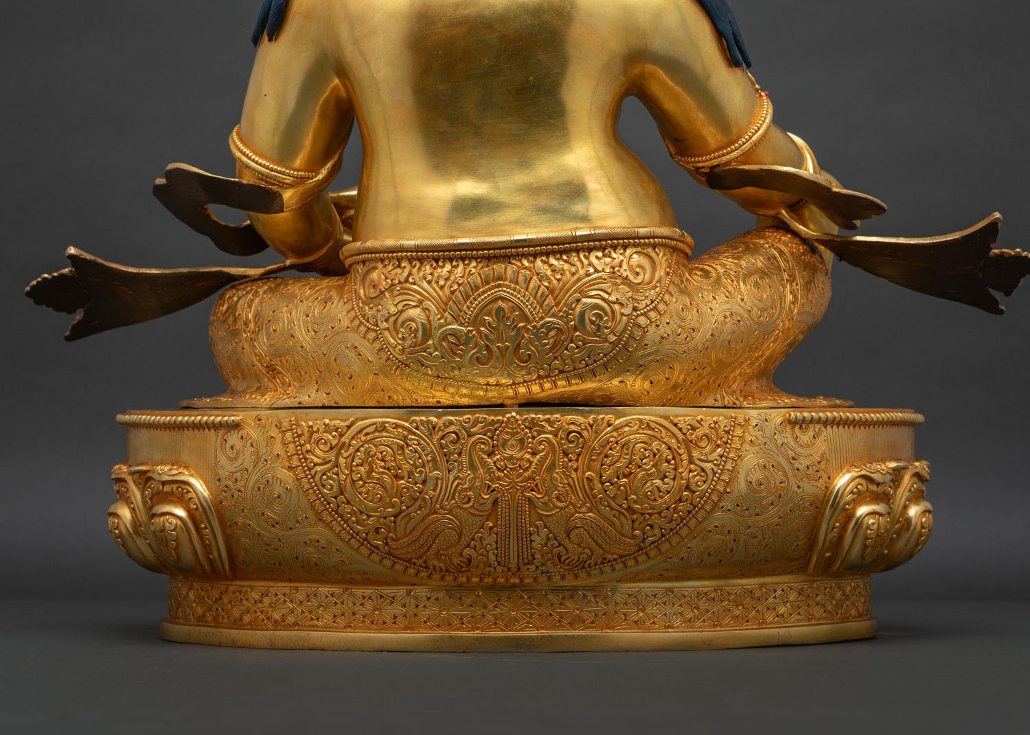 Exclusive Dzambhala Statue - Divine Guardian of Wealth and Fortune