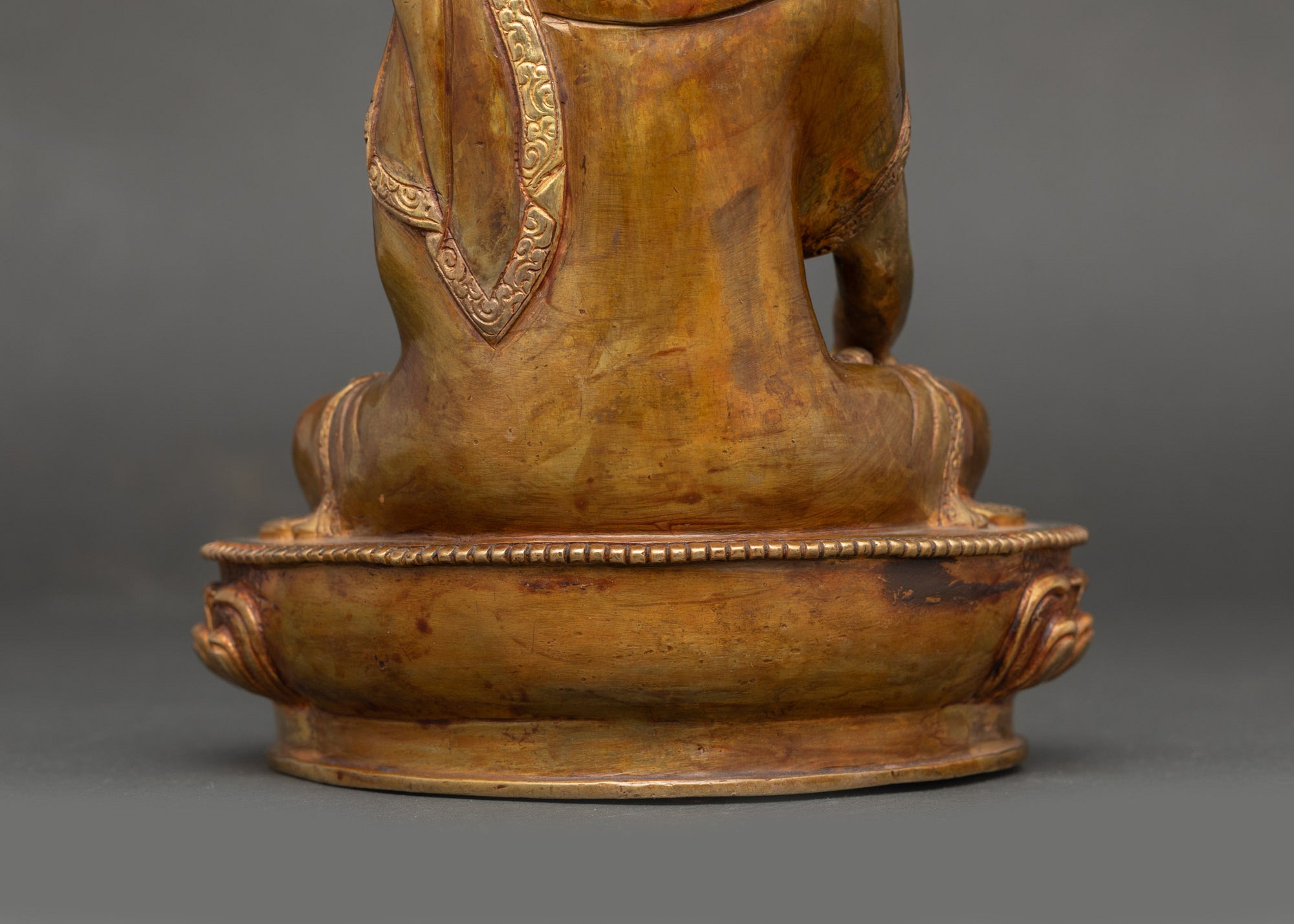 Crowned Buddha Shakyamuni Statue | Lost-Wax Casted Idol for Meditation