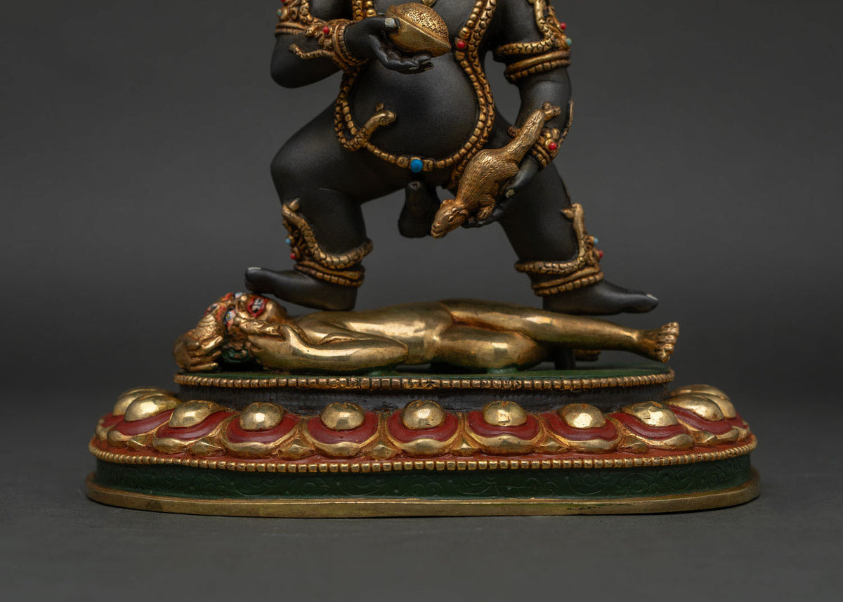Black Dzambhala Statue