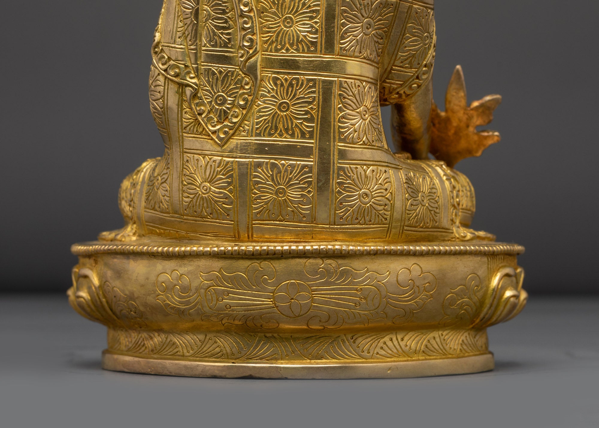 Medicine Buddha Statue