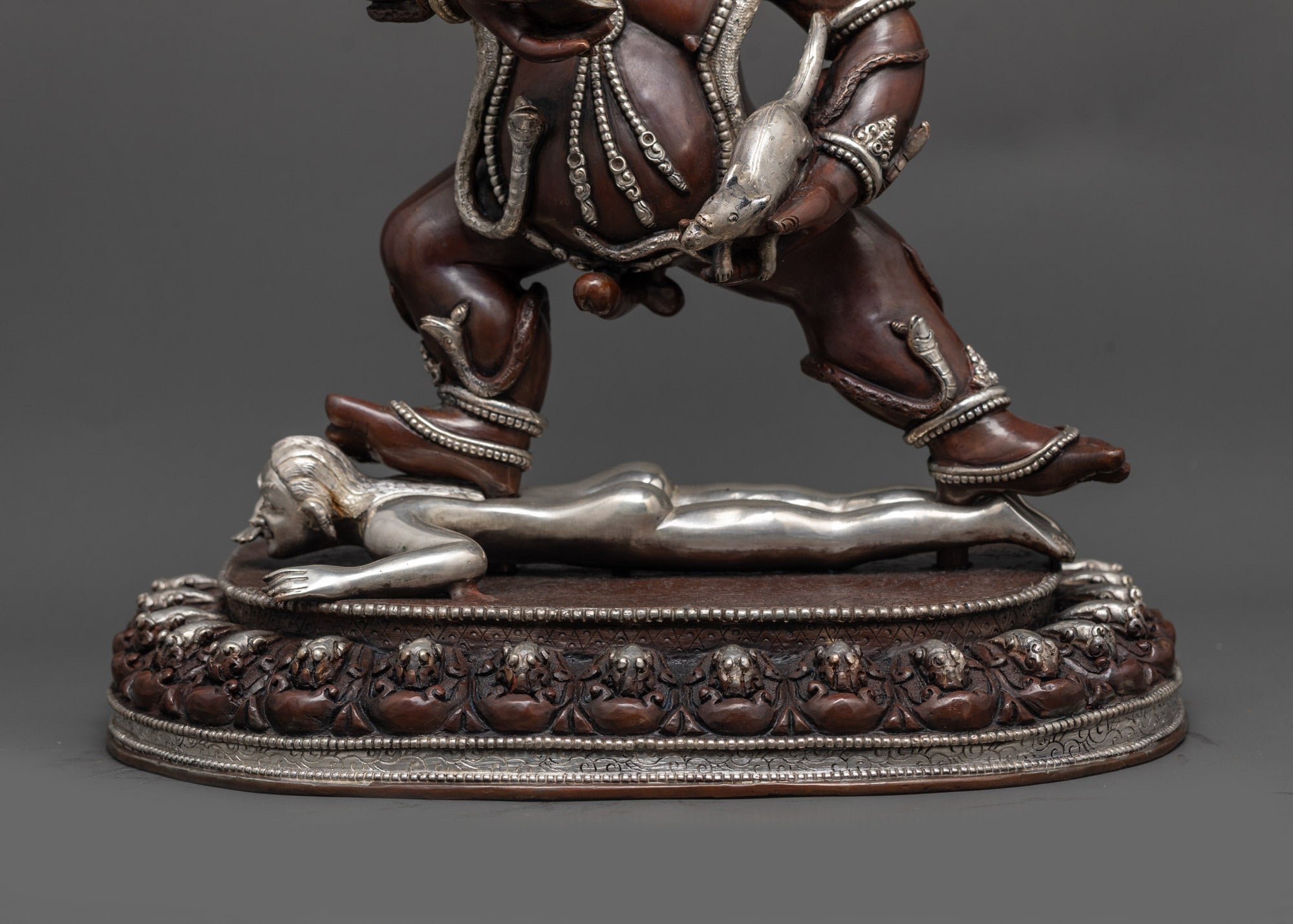 Black Dzambhala Statue