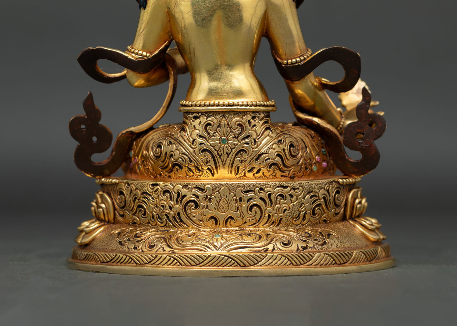 Dukar Statue
