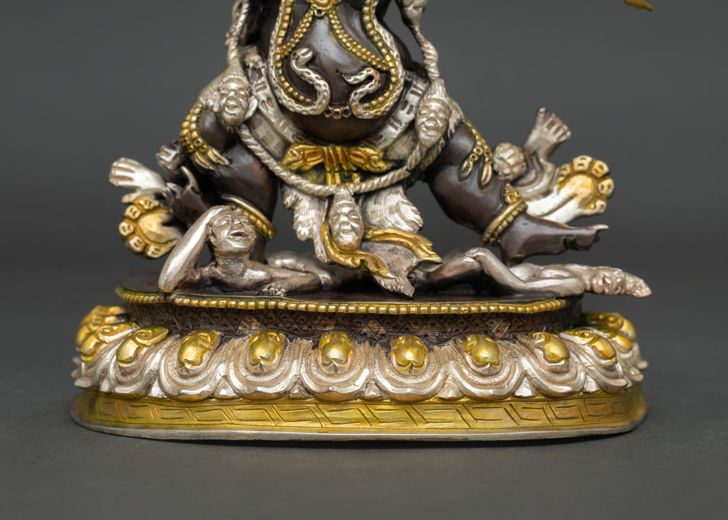 Hayagriba Statue