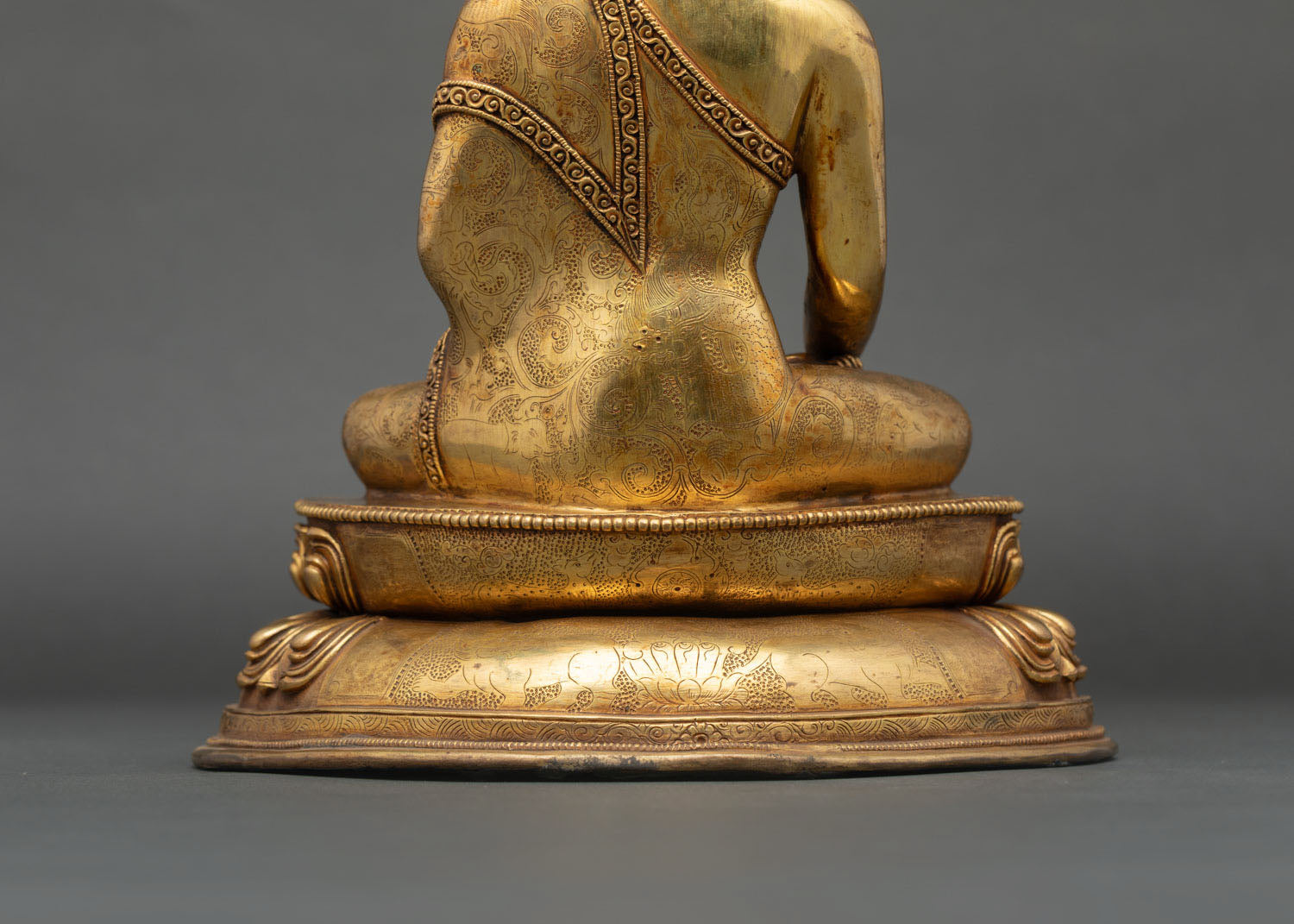 Crown Shakyamuni Buddha Statue