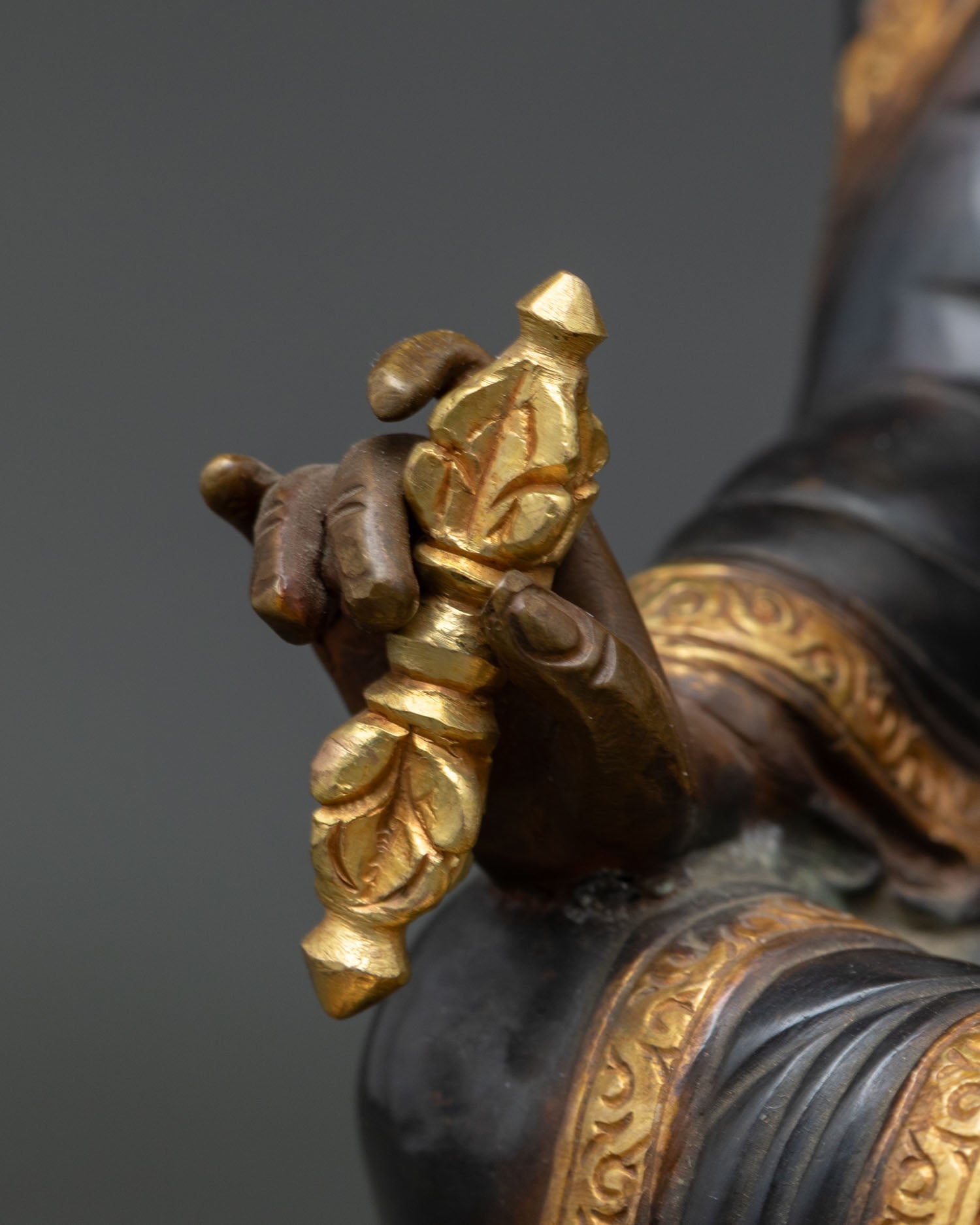 Guru Rinpoche Statue