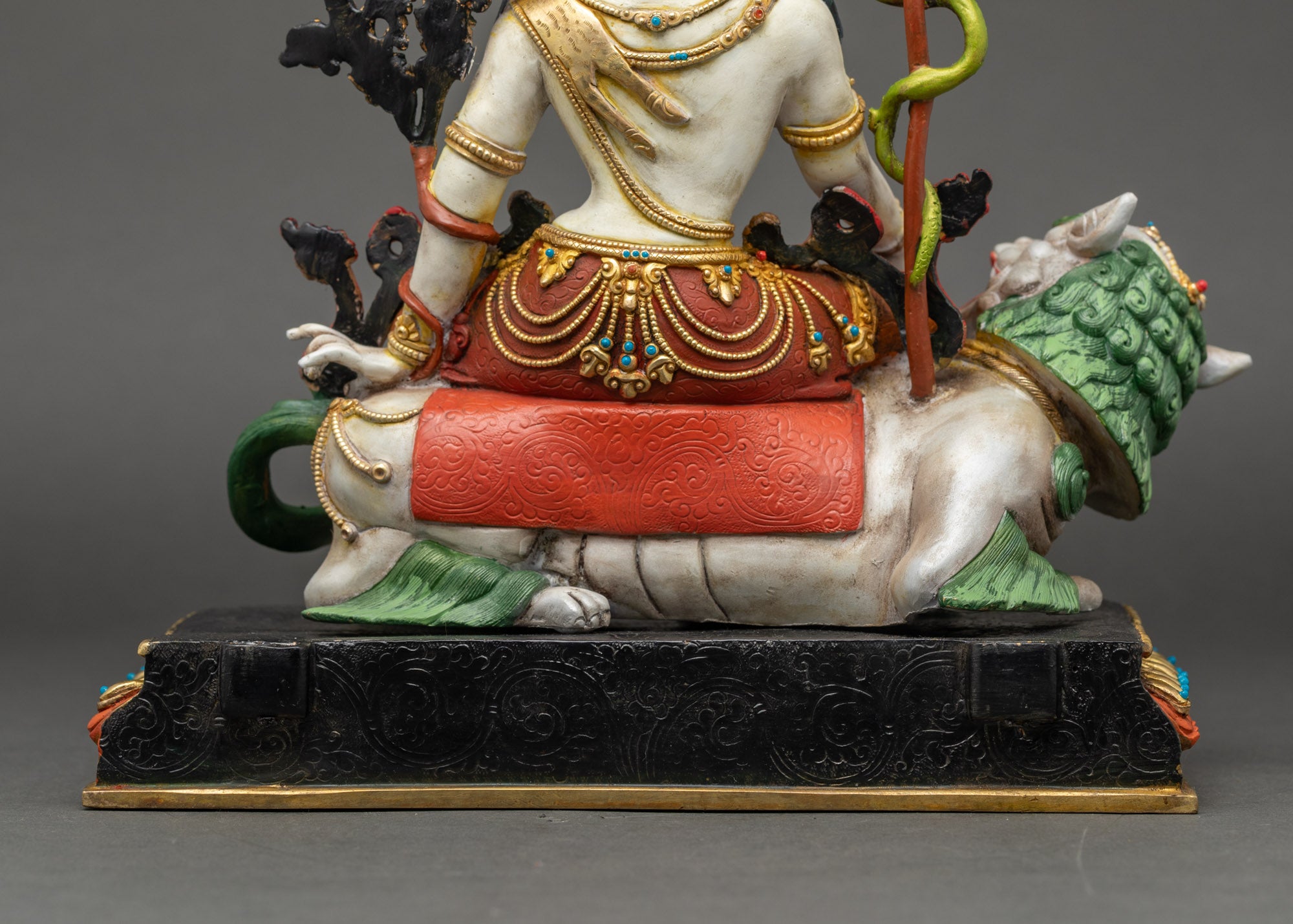 Simhanada Chenrezig Statue | Lion-Seated Bodhisattva of Compassion