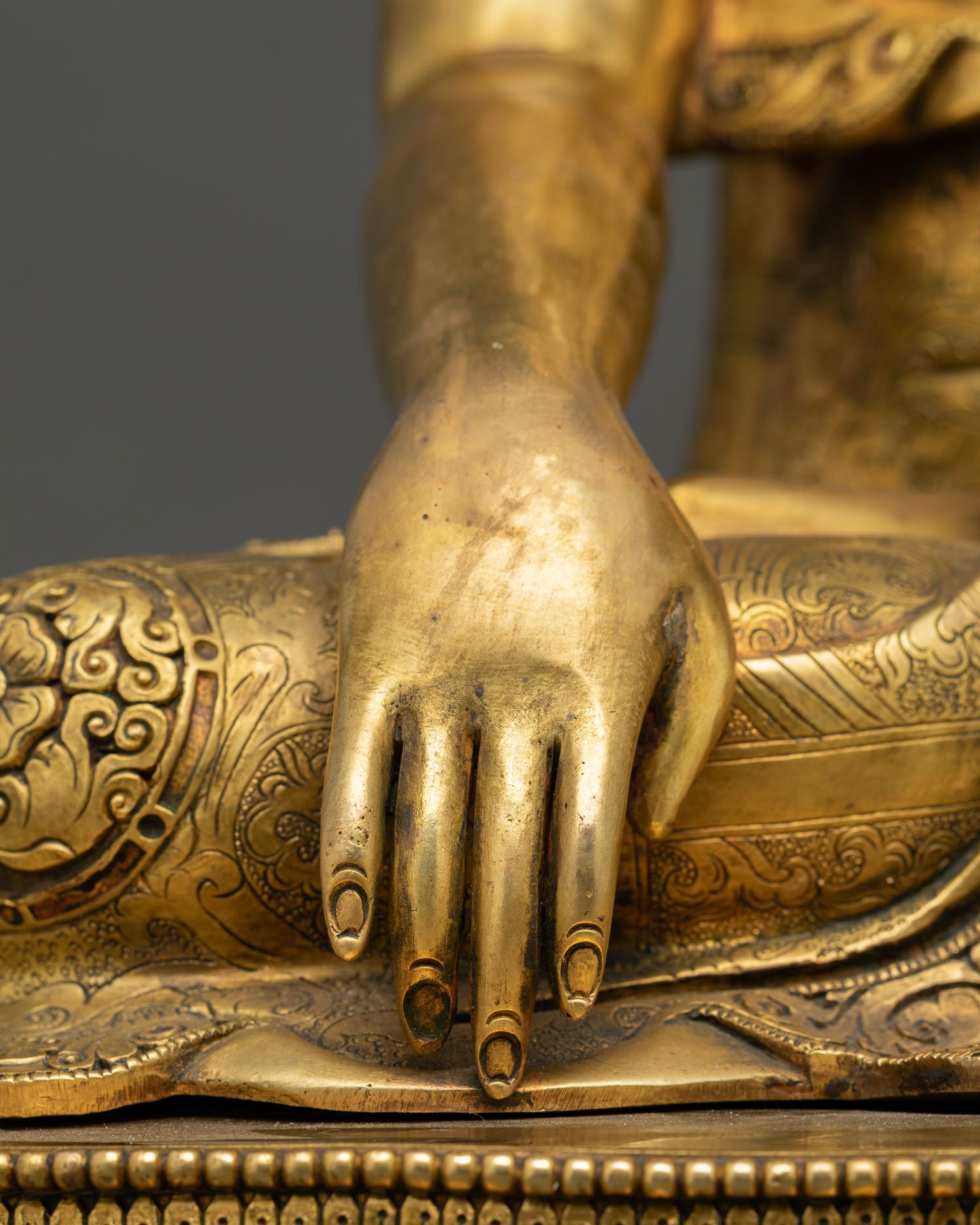 Awakened Shakyamuni Buddha Statue | Lion of the Shakya Clan