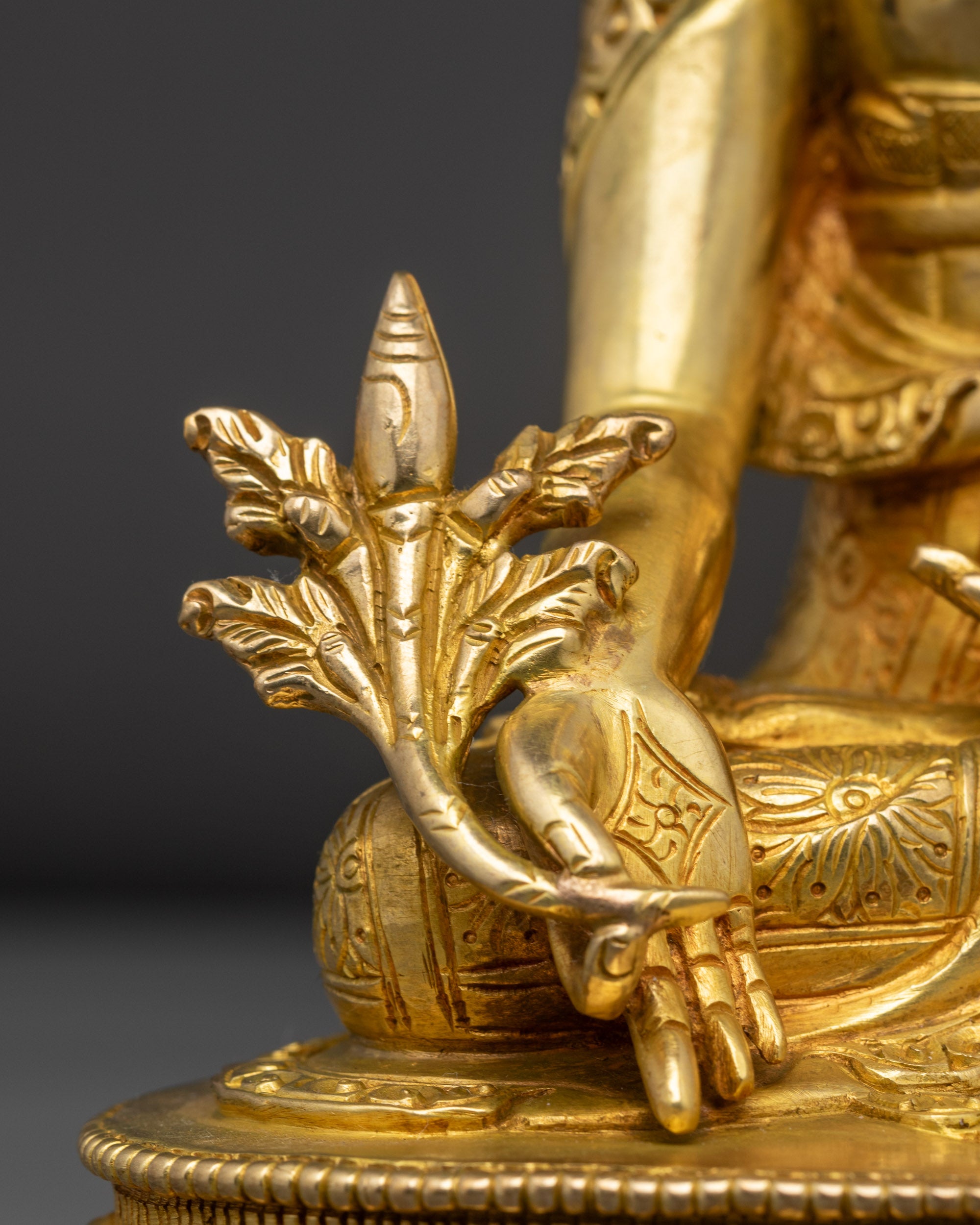 Medicine Buddha Statue