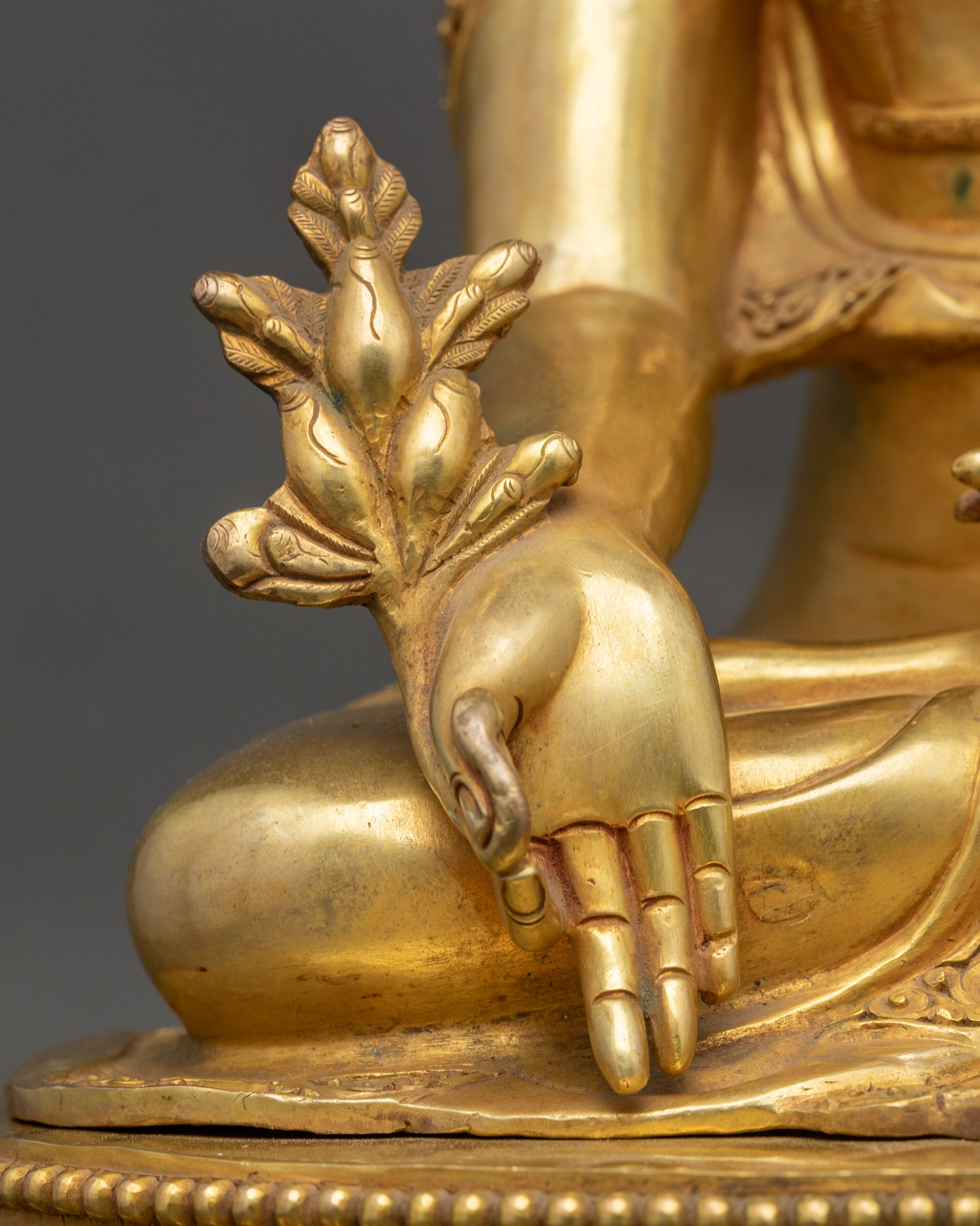 Medicine Buddha Statue