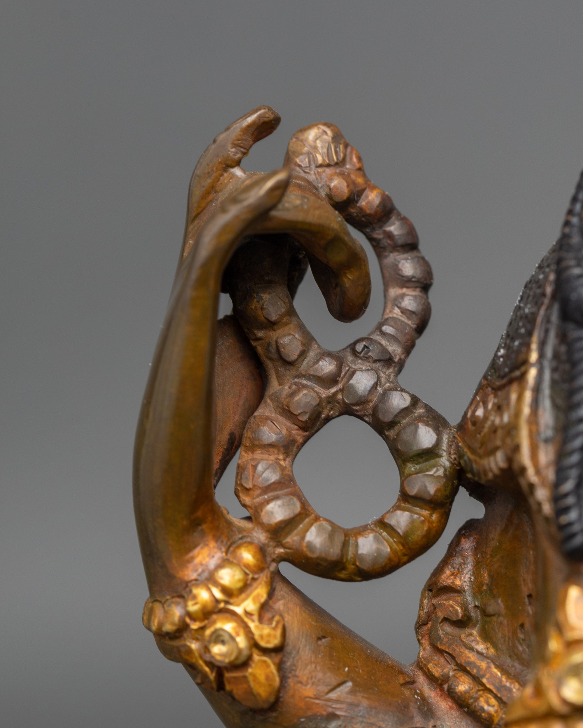 Buddhist Deity Chenrezig Statue- A Symbol of Loving-Kindness