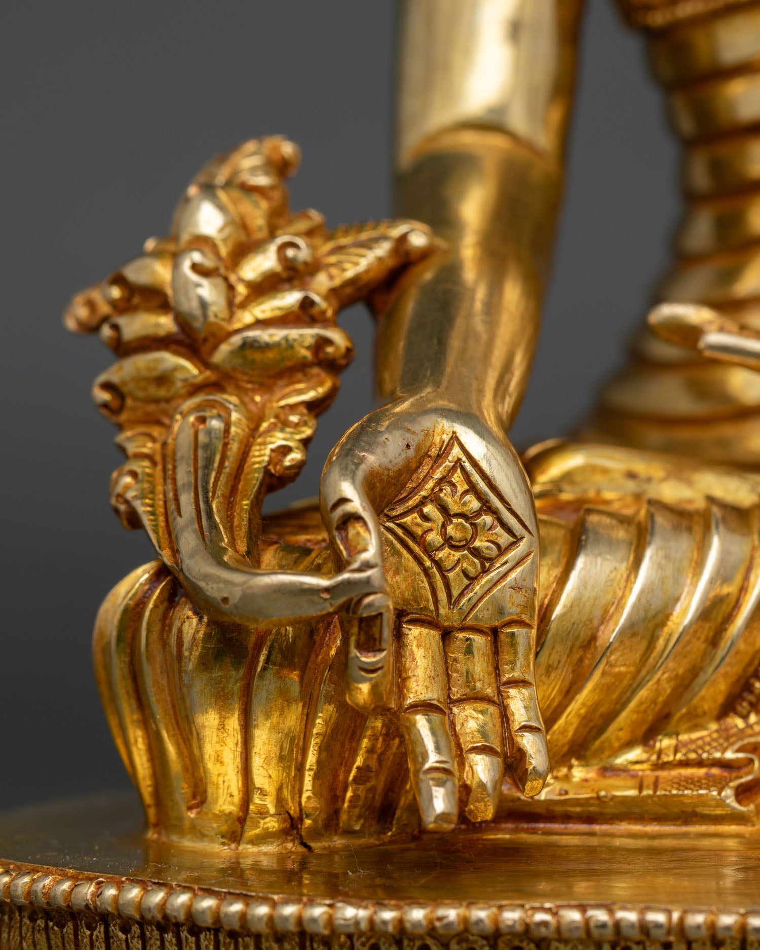 Medicine Buddha Statue – Spiritual Gift for Healing
