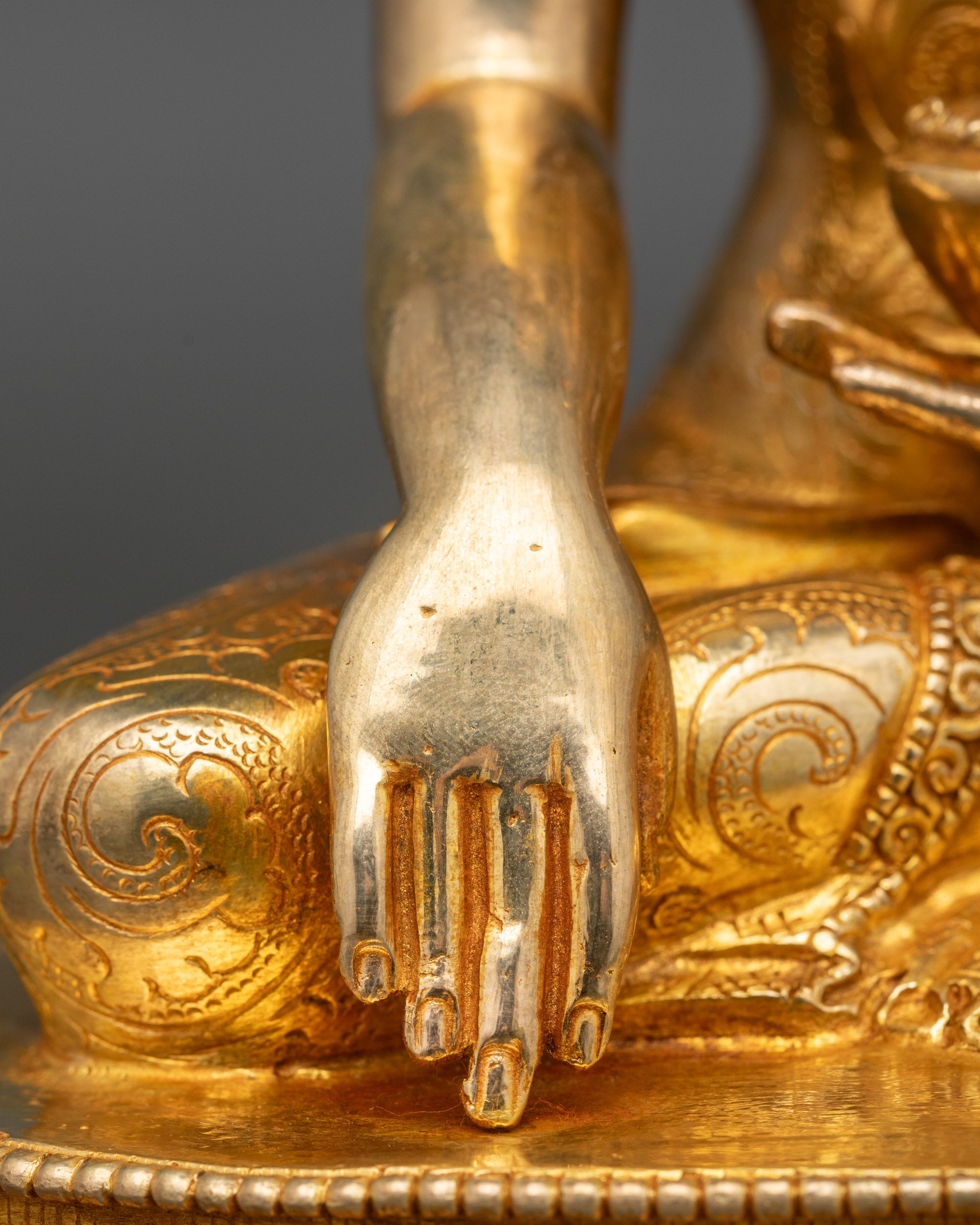 Buddha Shakyamuni Statue | The Historical Buddha of Enlightenment