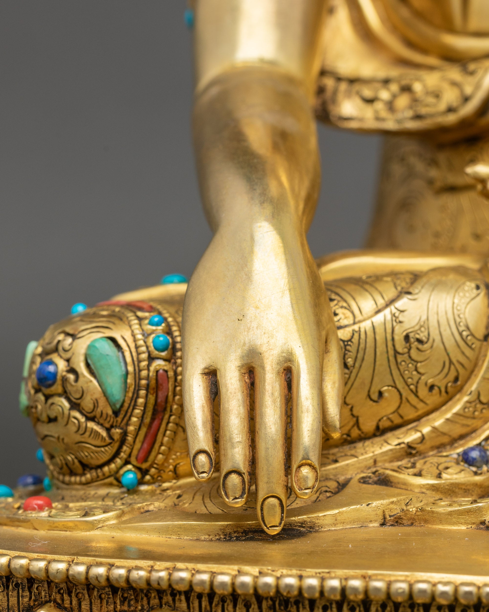 Shakyamuni Buddha Statue | Golden Lotus Meditation Icon from Nepal