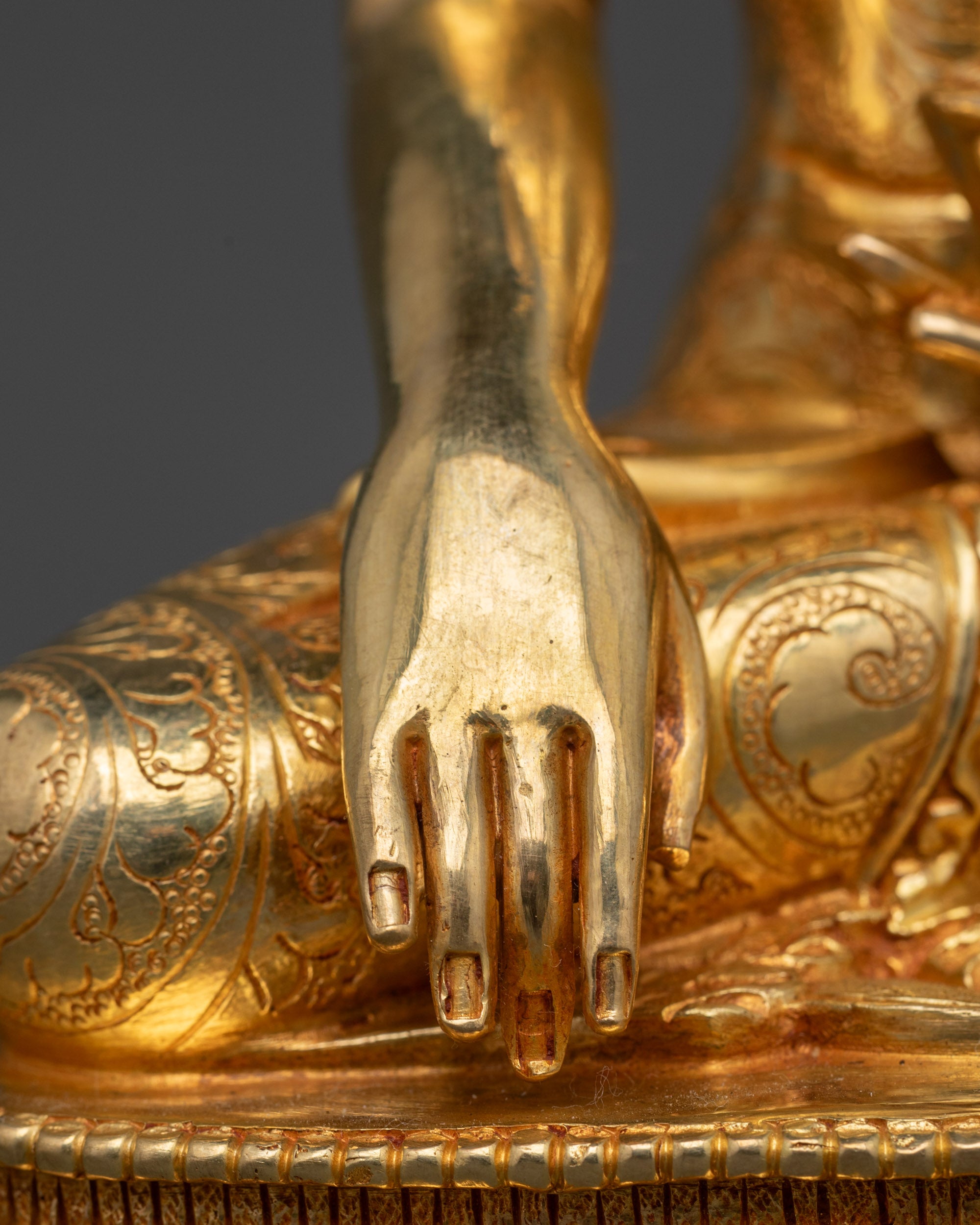 Shakyamuni Buddha Statue | Hand-Carved Meditation Figure for Altar