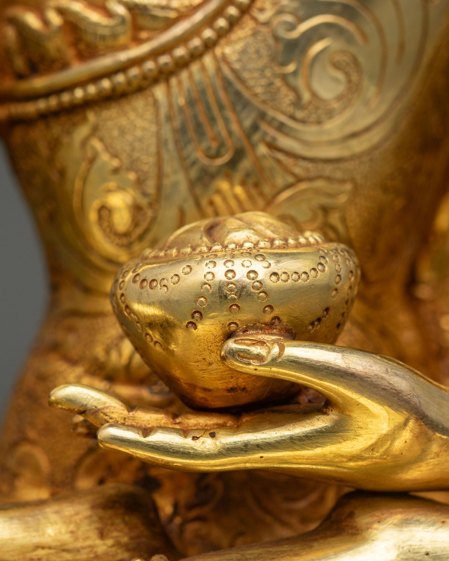 Buddha Shakyamuni Statue | Traditional Meditation Sculpture