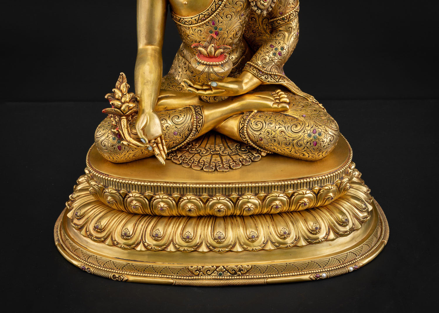 Medicine Buddha Statue – Divine Healer of Body and Mind