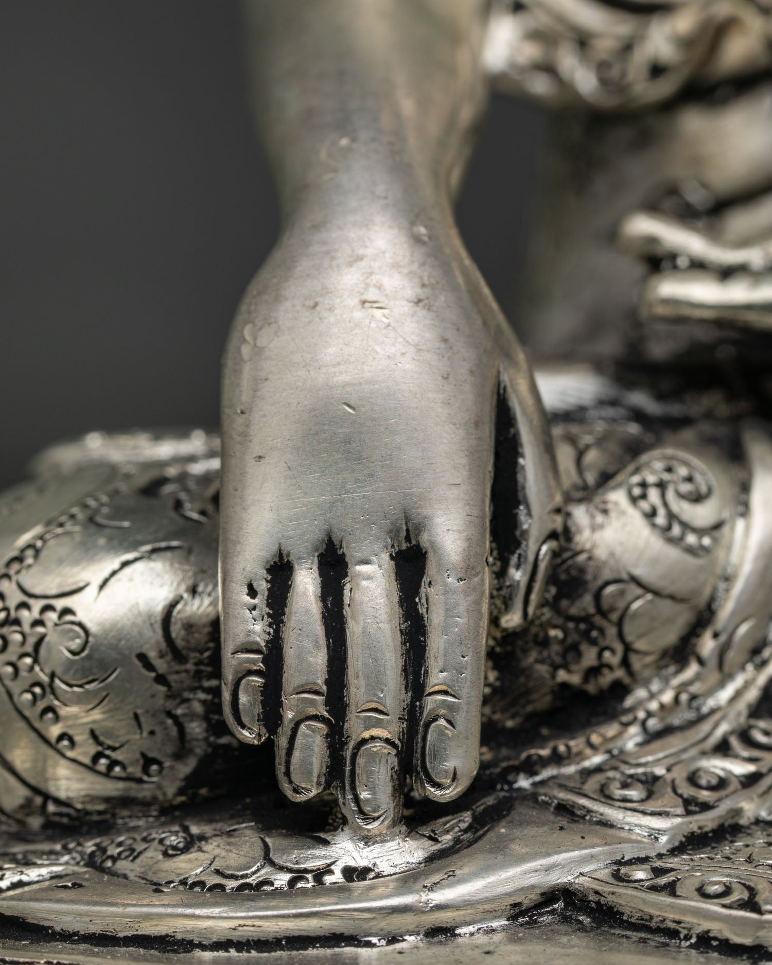 Shakyamuni Buddha Statue