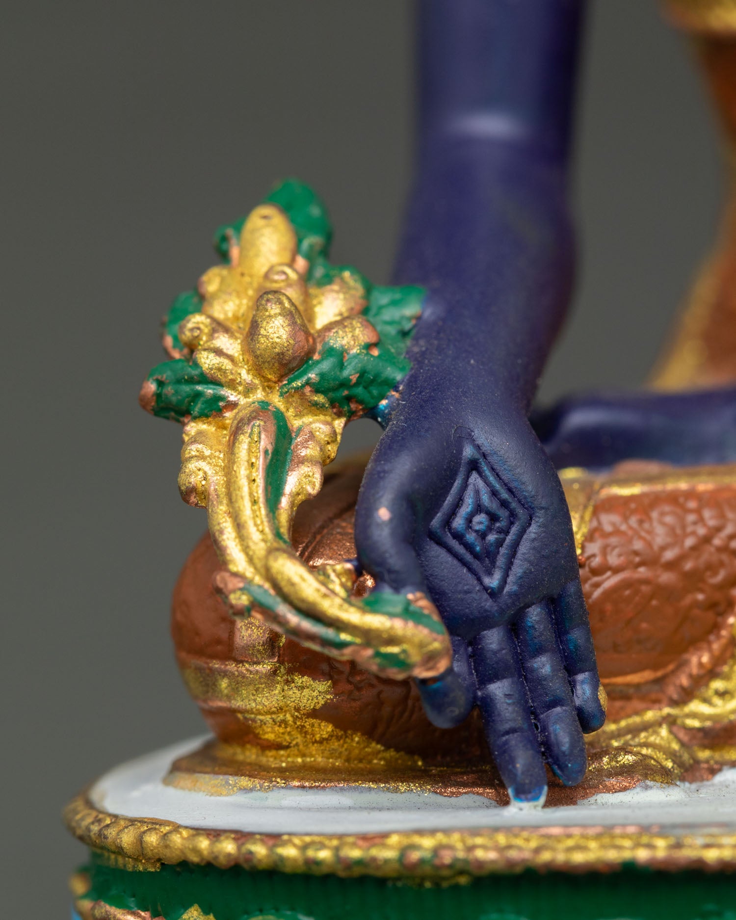 Medicine Buddha Statue