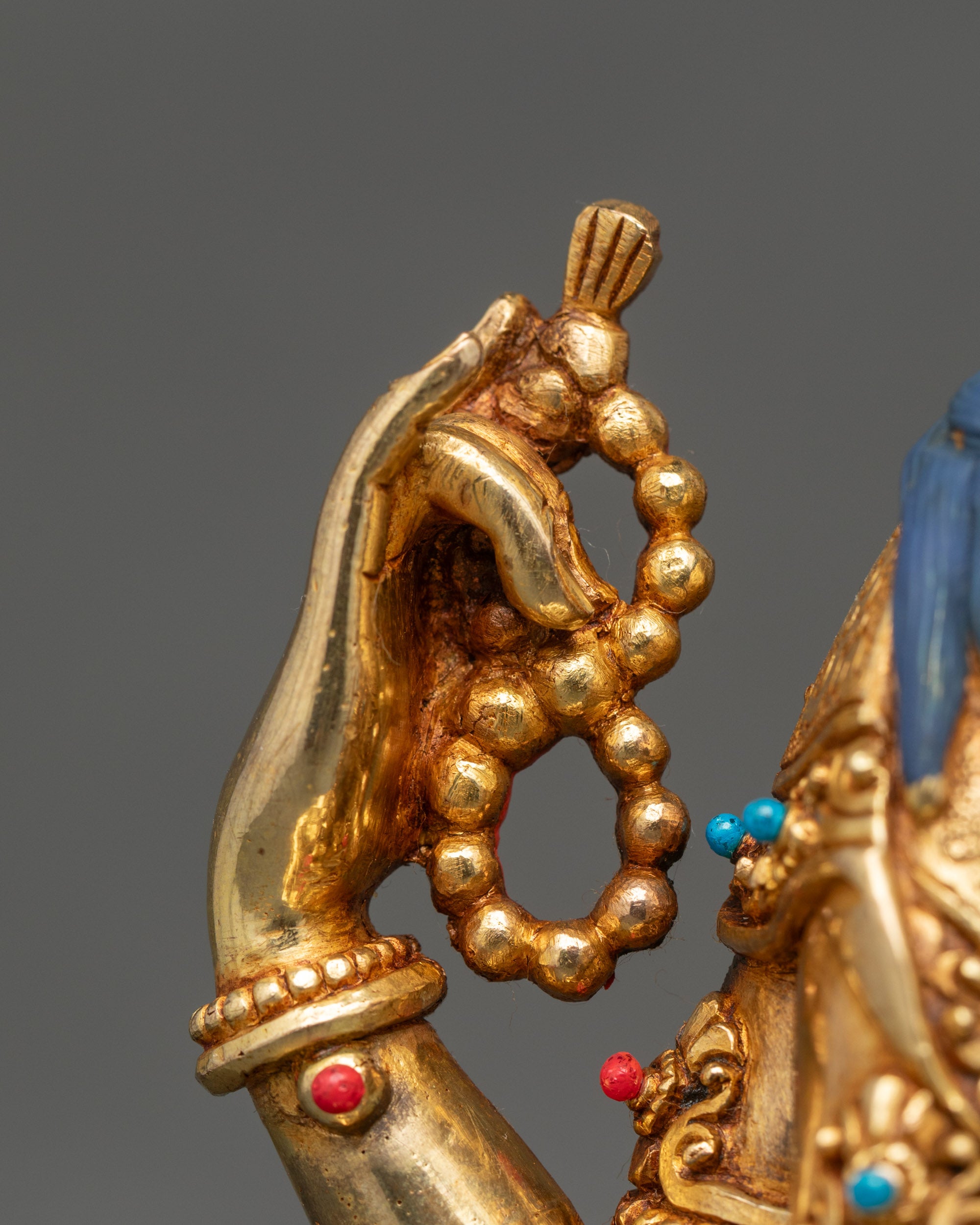Chenrezig Statue | 24K Gold-Gilded Avalokiteshvara Sculpture