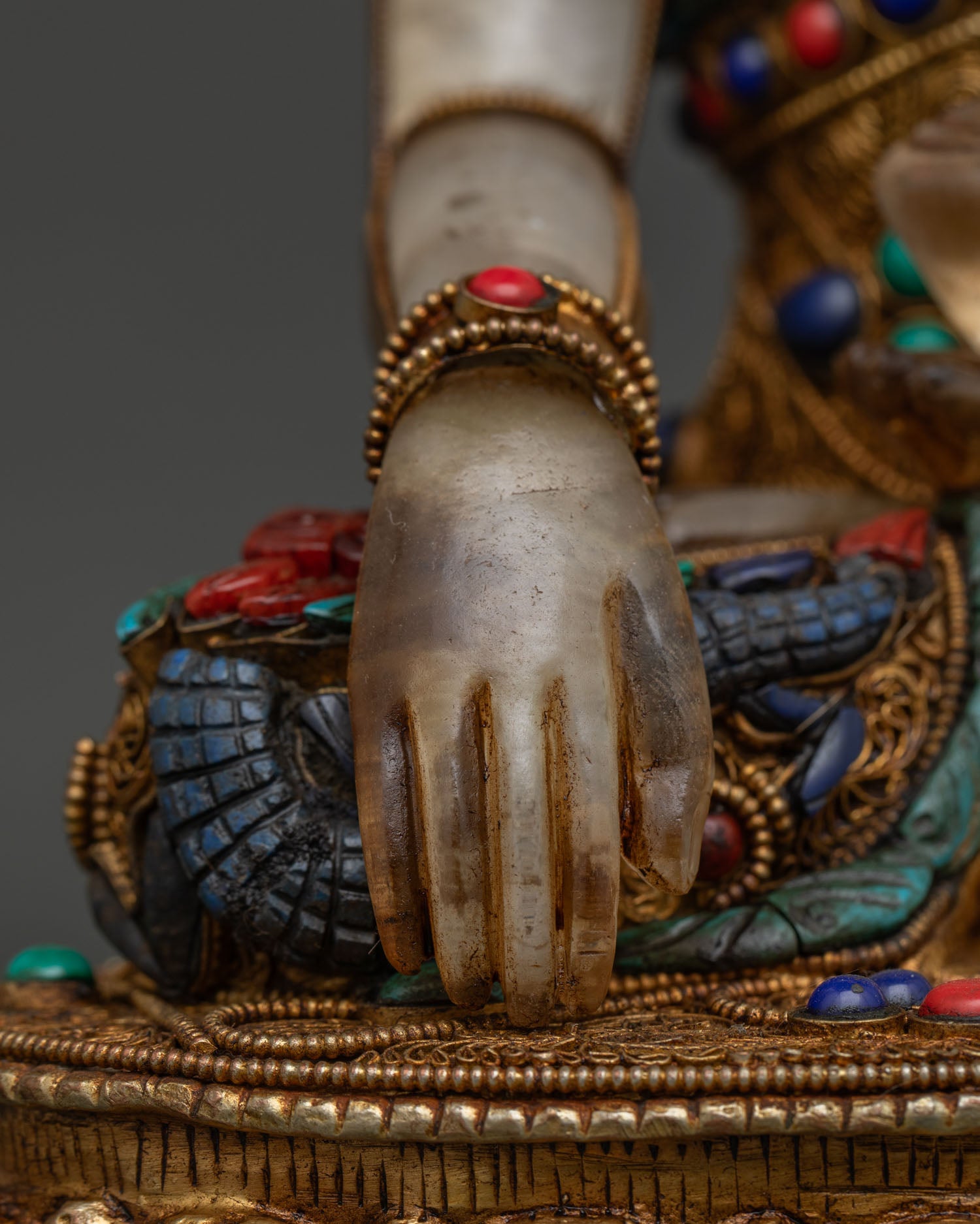 Buddha Shakyamuni Statue
