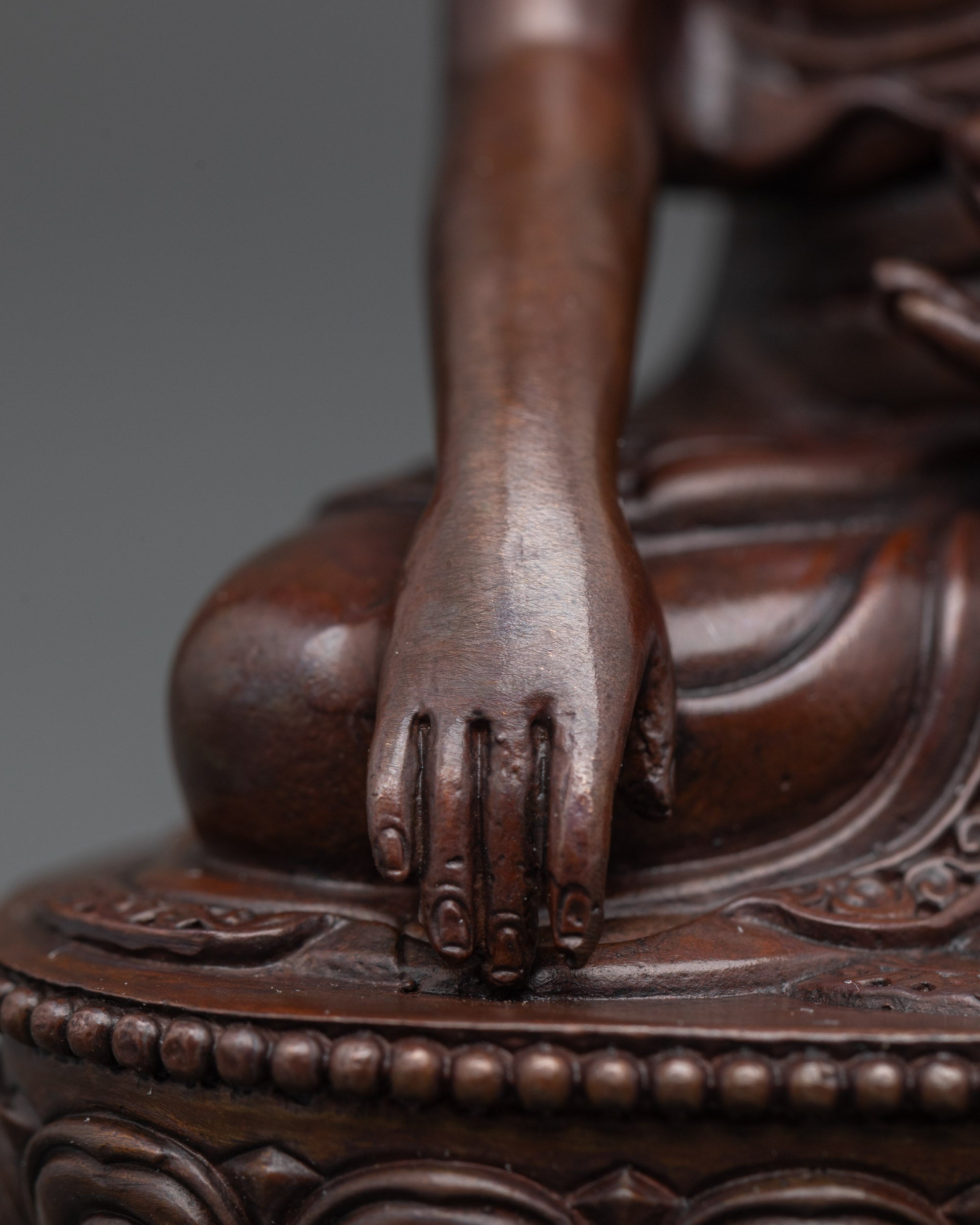 Buddha Shakyamuni Statue