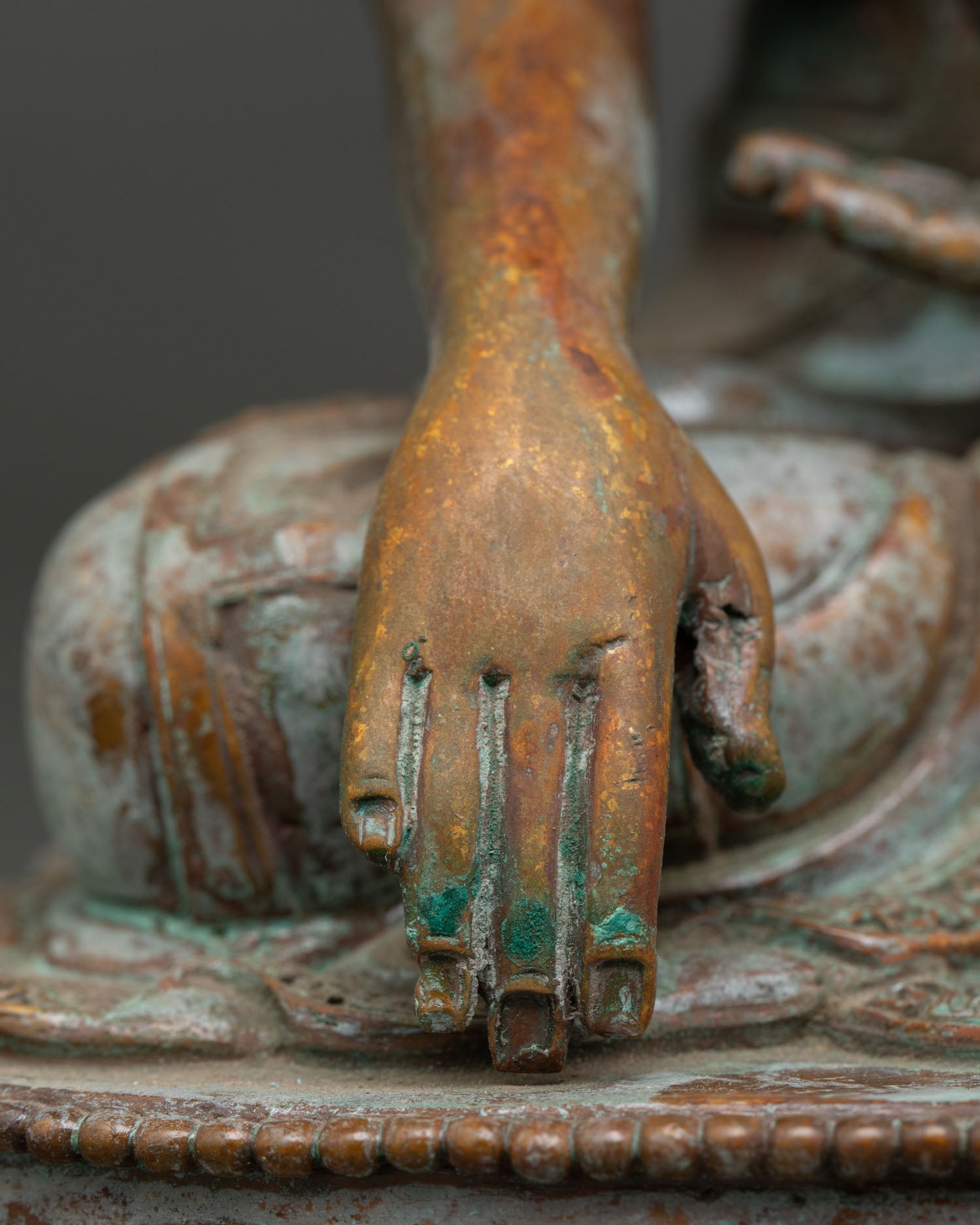 Buddha Shakyamuni Statue