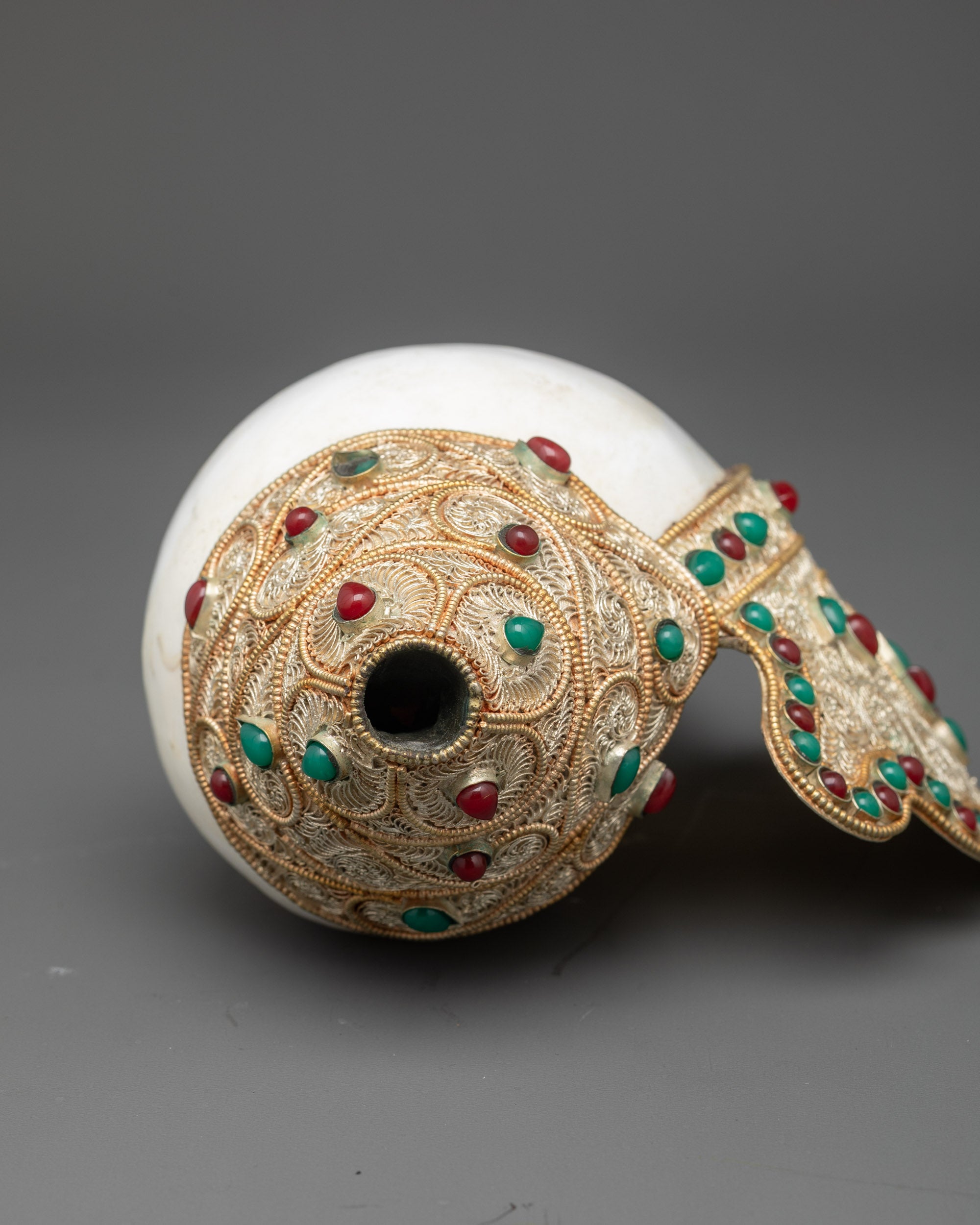 Authentic Conch Shell - Symbol of Buddha's Teachings