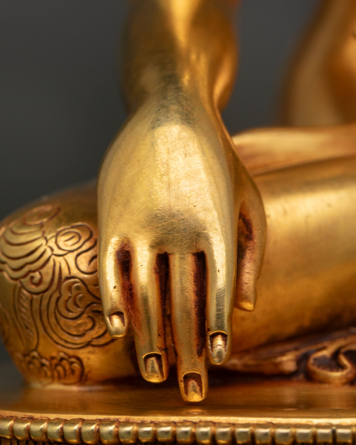 Crown Shakyamuni Buddha Statue | Handcrafted Meditation Decor