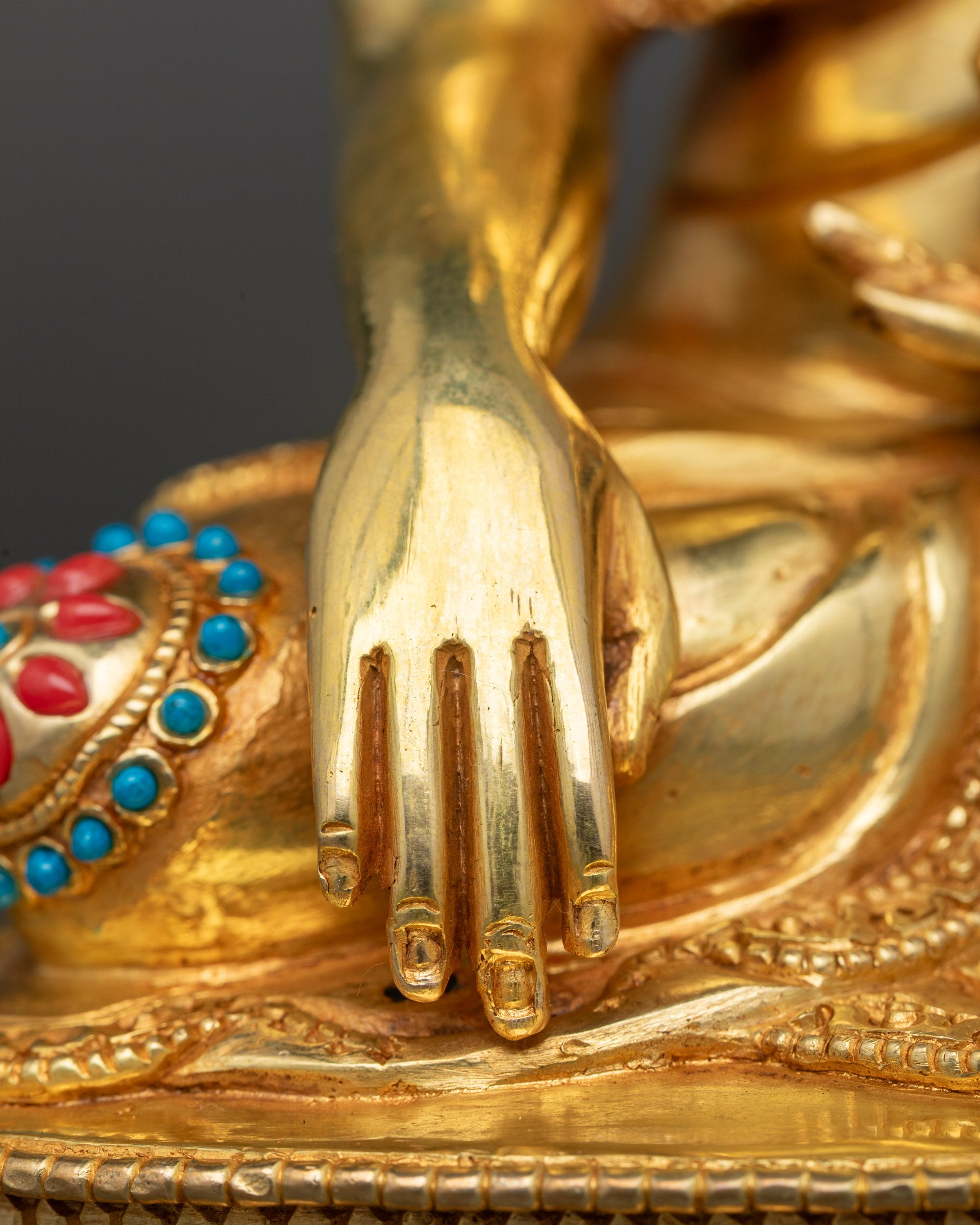 Divine Shakyamuni Buddha Statue for Spiritual Practice