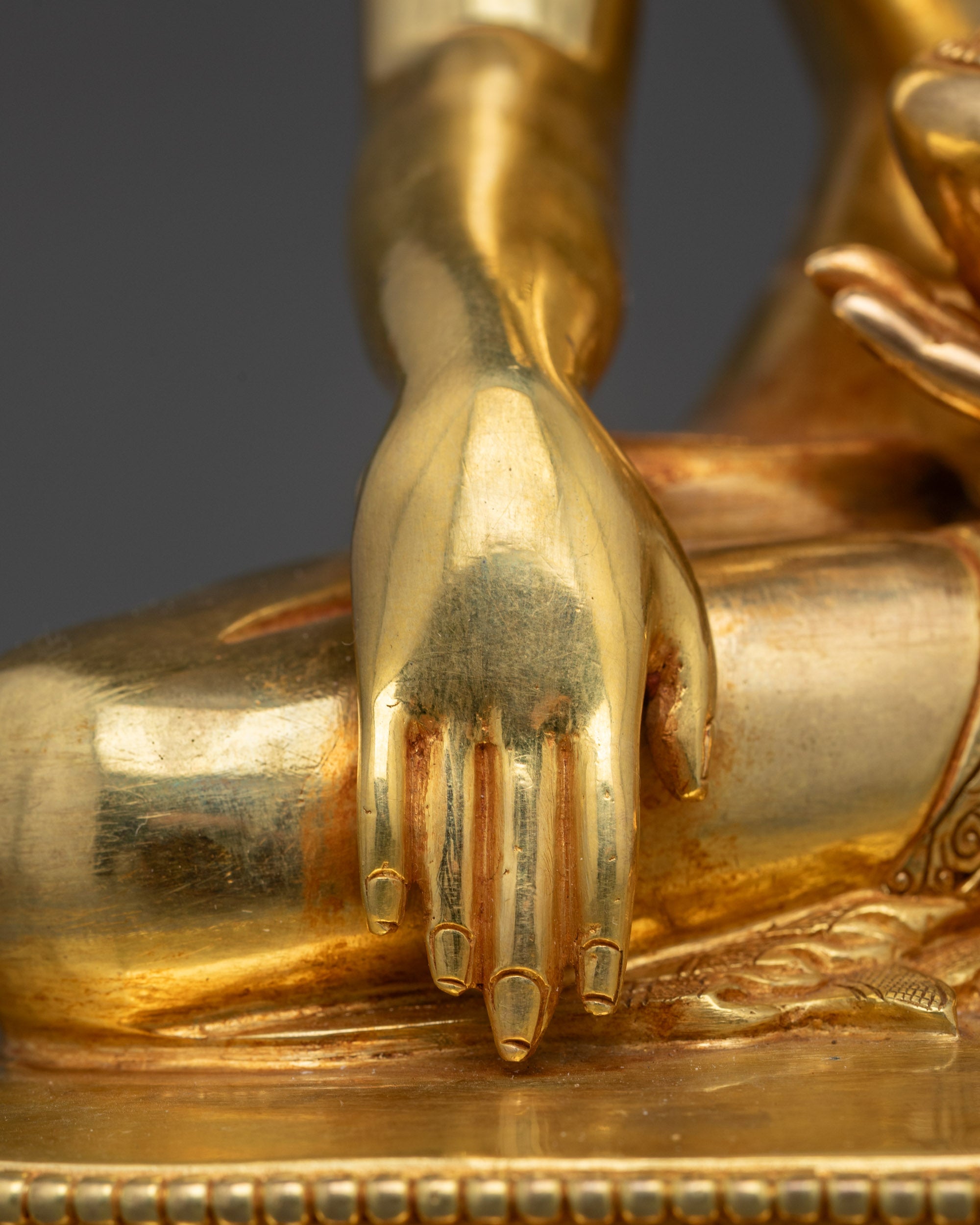 Shakyamuni Buddha Statue