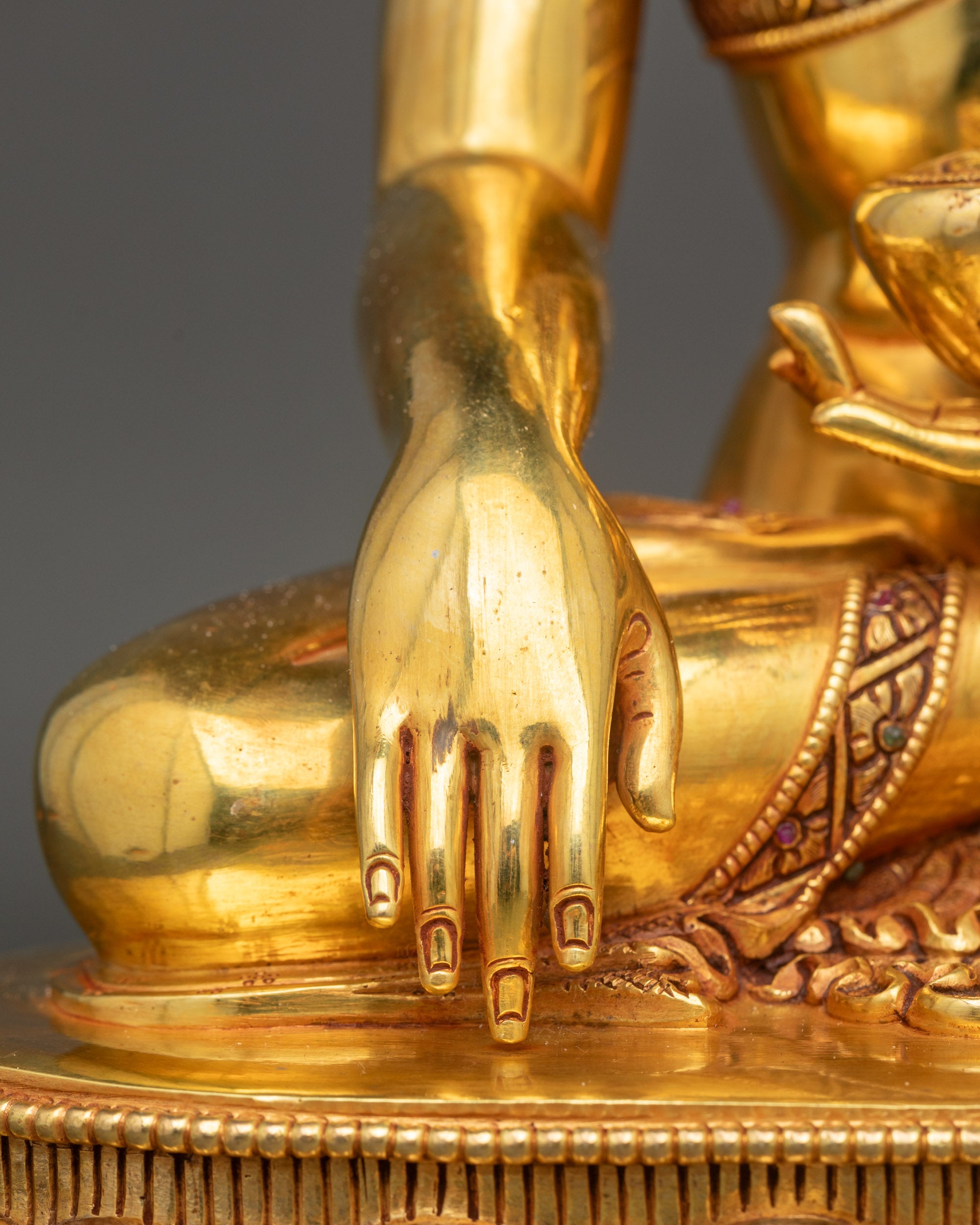 Premium Siddhartha Gautama Sculpture | Peaceful Buddhist Home Decor