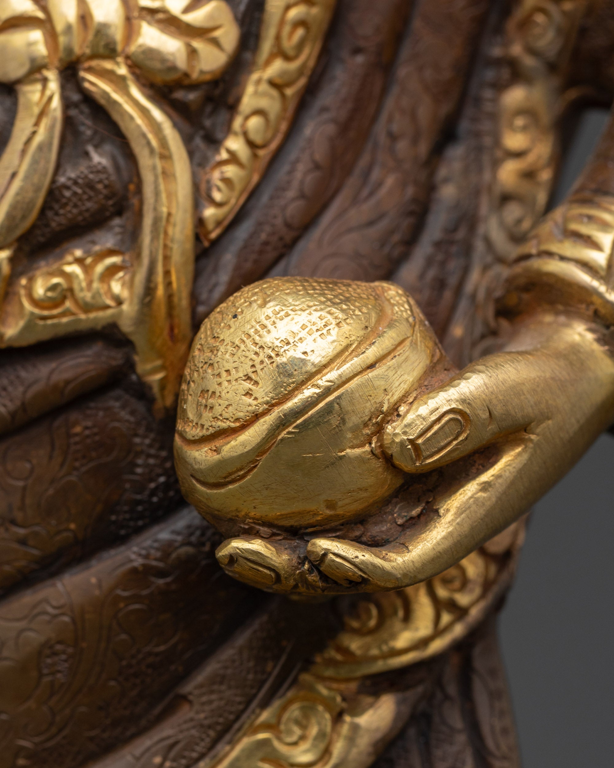 Guru Rinpoche Statue