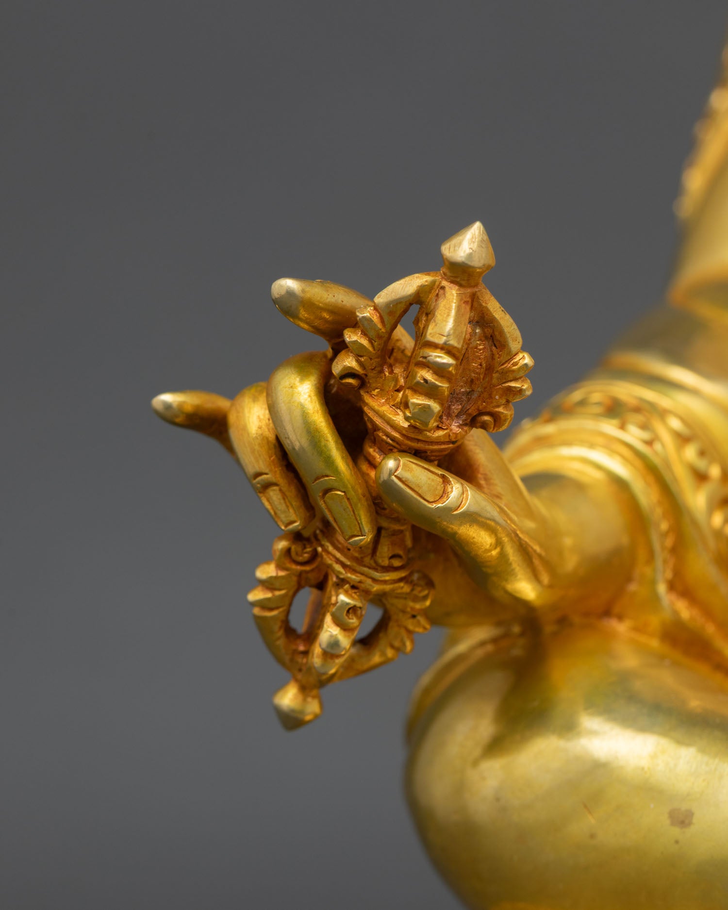 Guru Rinpoche Sculpture | Exquisite Buddhist Altar Statue