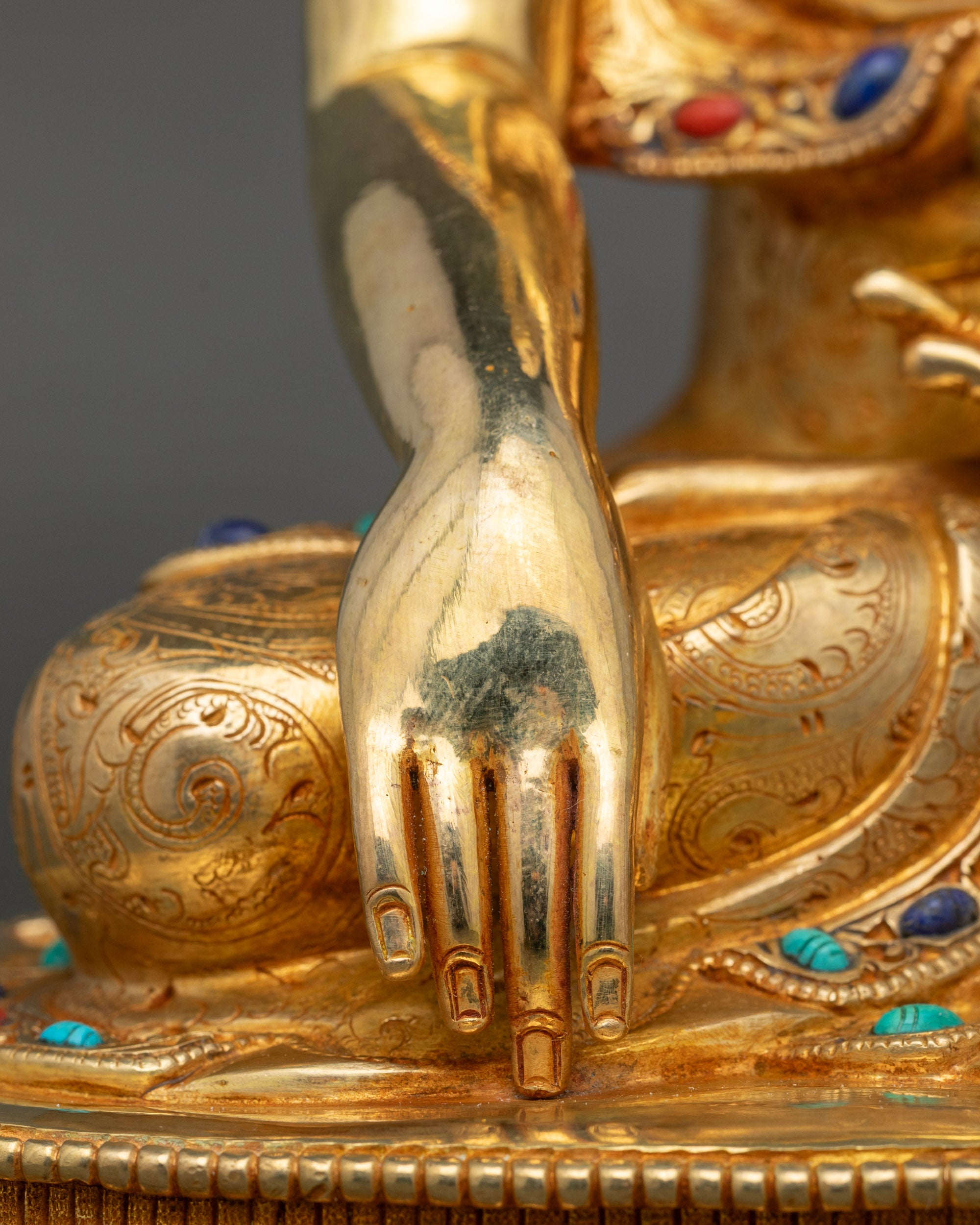Meditating Buddha Sculpture | The Historical Buddha Form