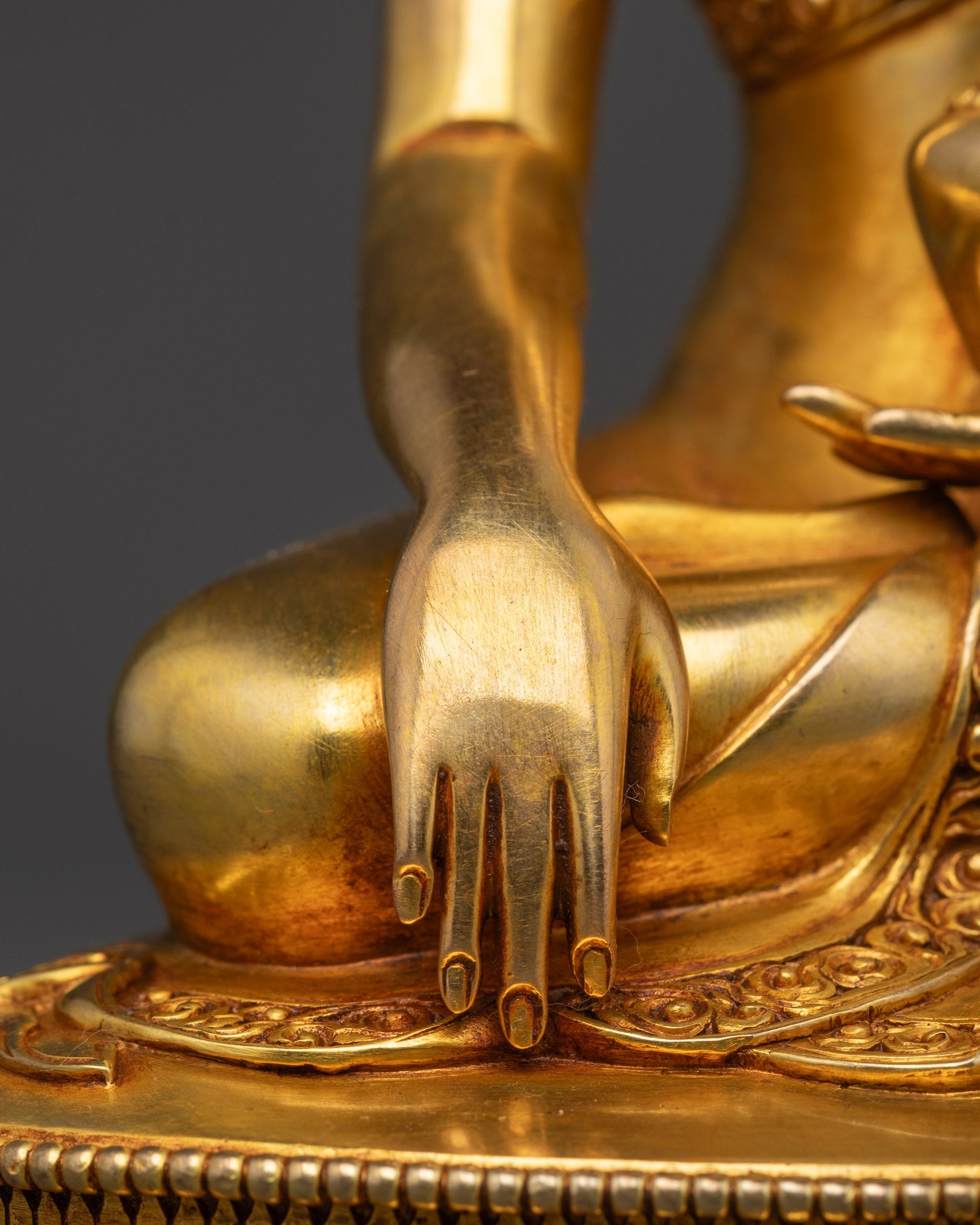 Premium Shaka Nyorai Statue | 24K Gold-Fire Gilded Buddha Statue