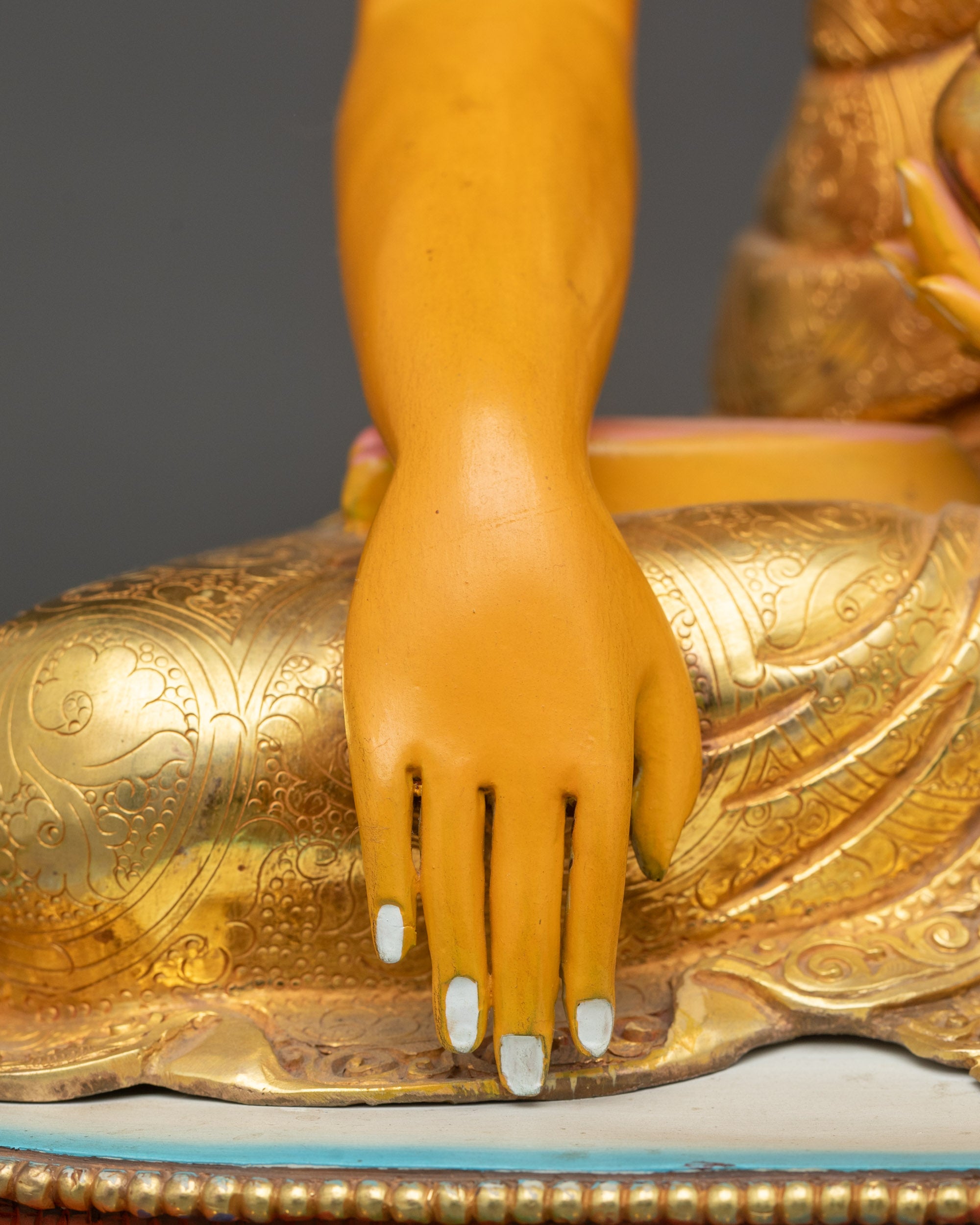 Shakyamuni Buddha Statue | Traditional Nepalese Spiritual Figurine