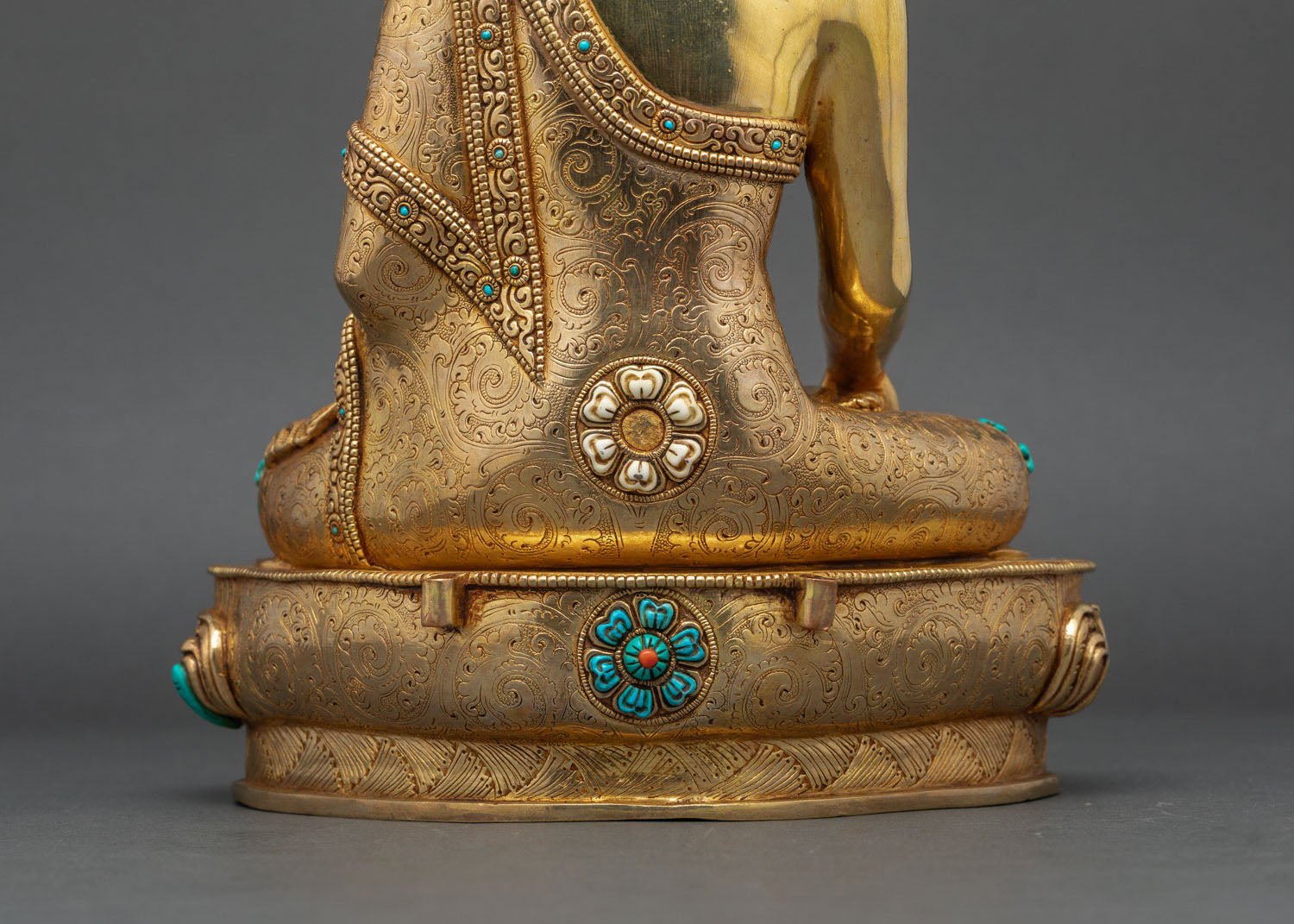 Buddha Shakyamuni | Nepalese Sacred Copper and Gold Statue