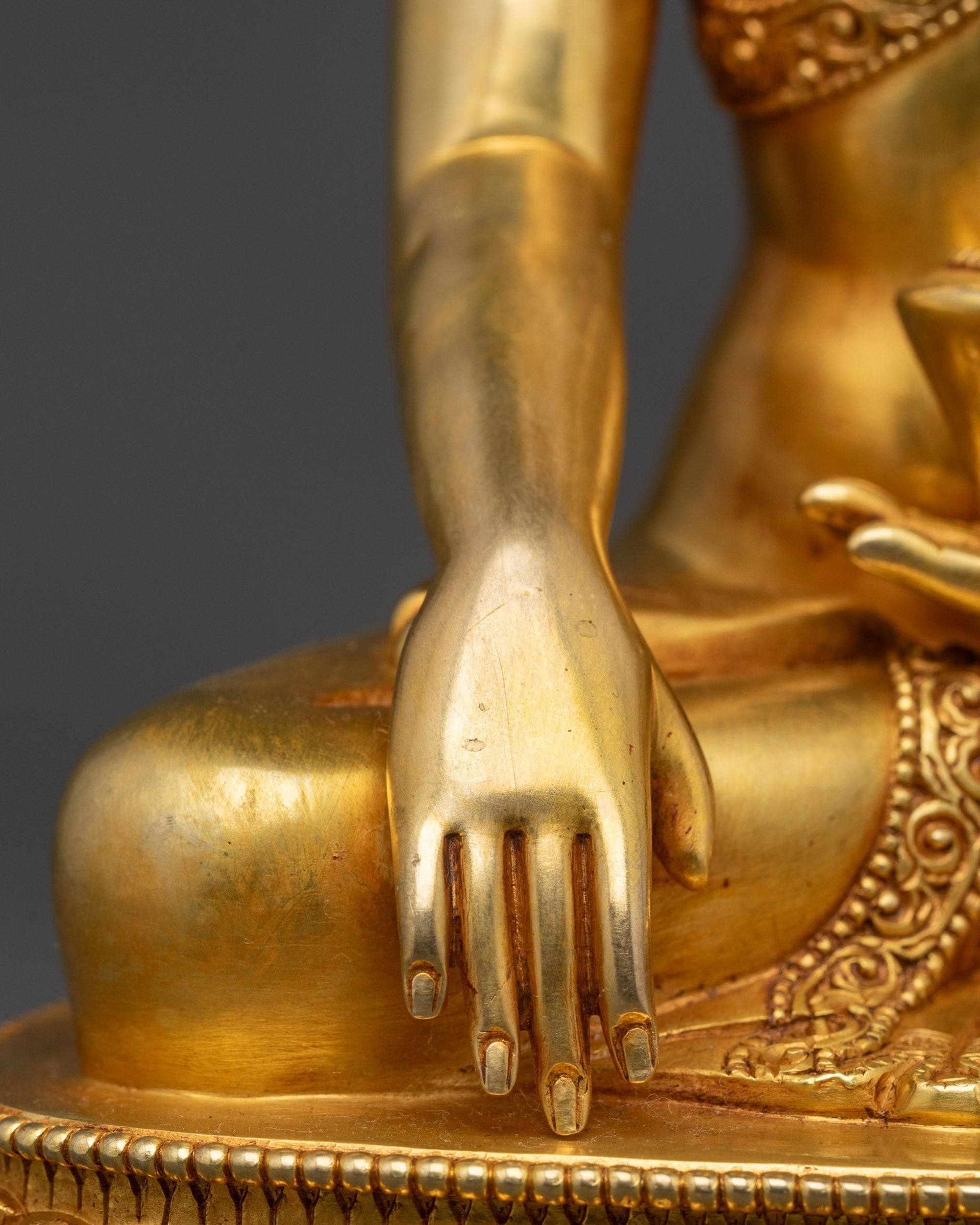 8" Tathagata Shakyamuni Buddha Statue | Traditional Himalayan Art Nepal