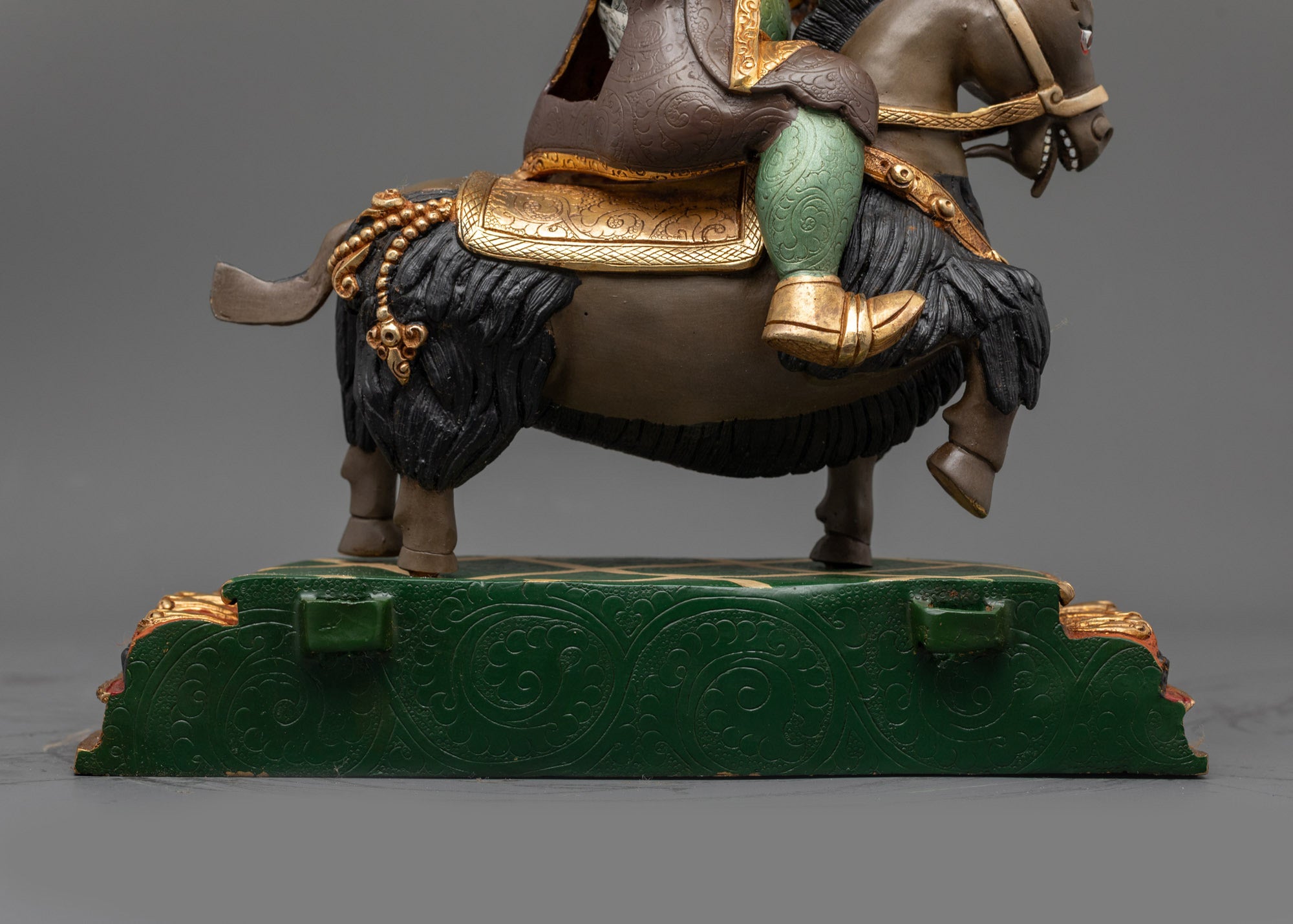 Damchen Garwa Nagpo Statue | Himalayan Wrathful Protector Deity