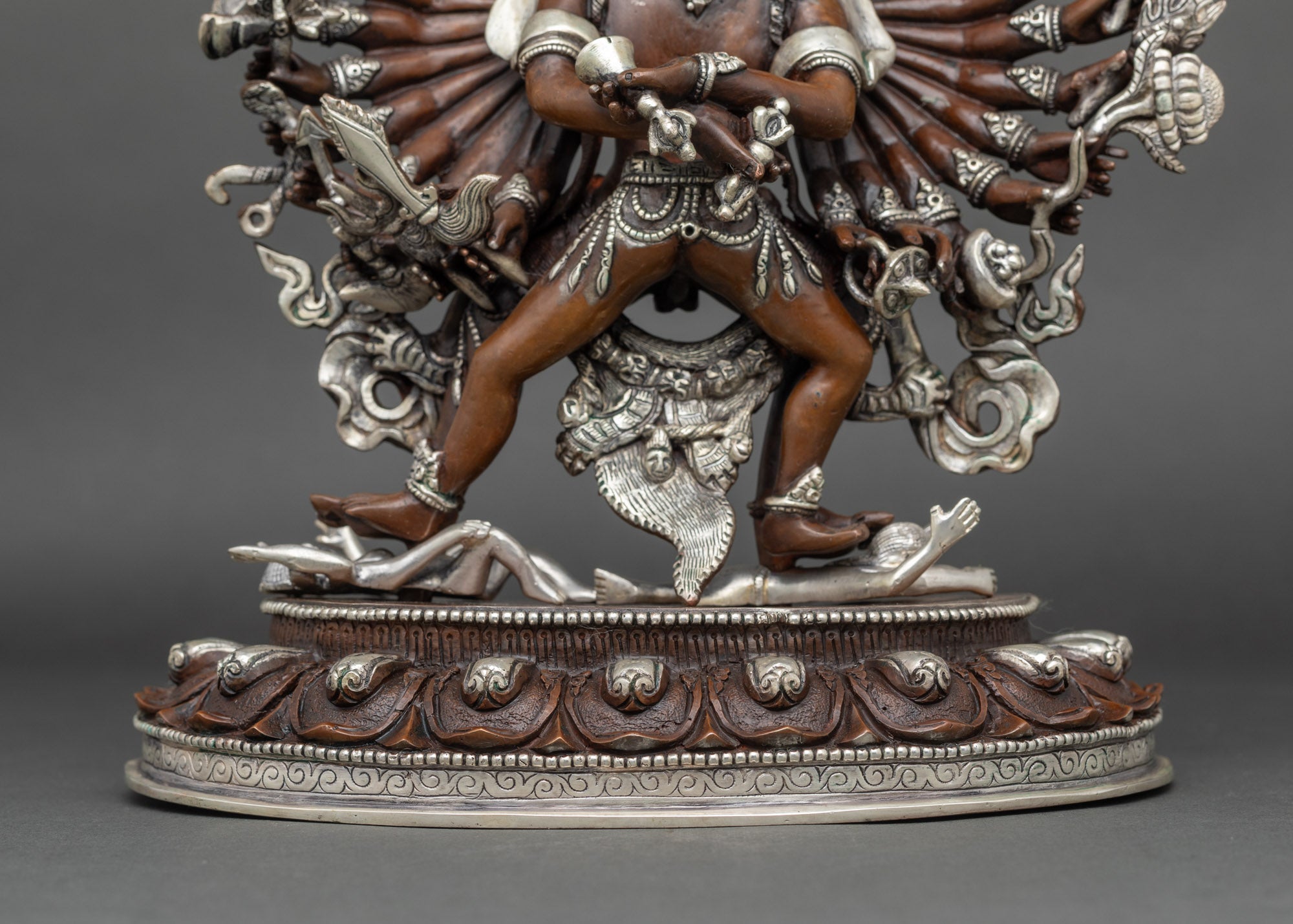 Sacred Kalachakra with Consort Statue – Lord of Time and Cosmic Energy
