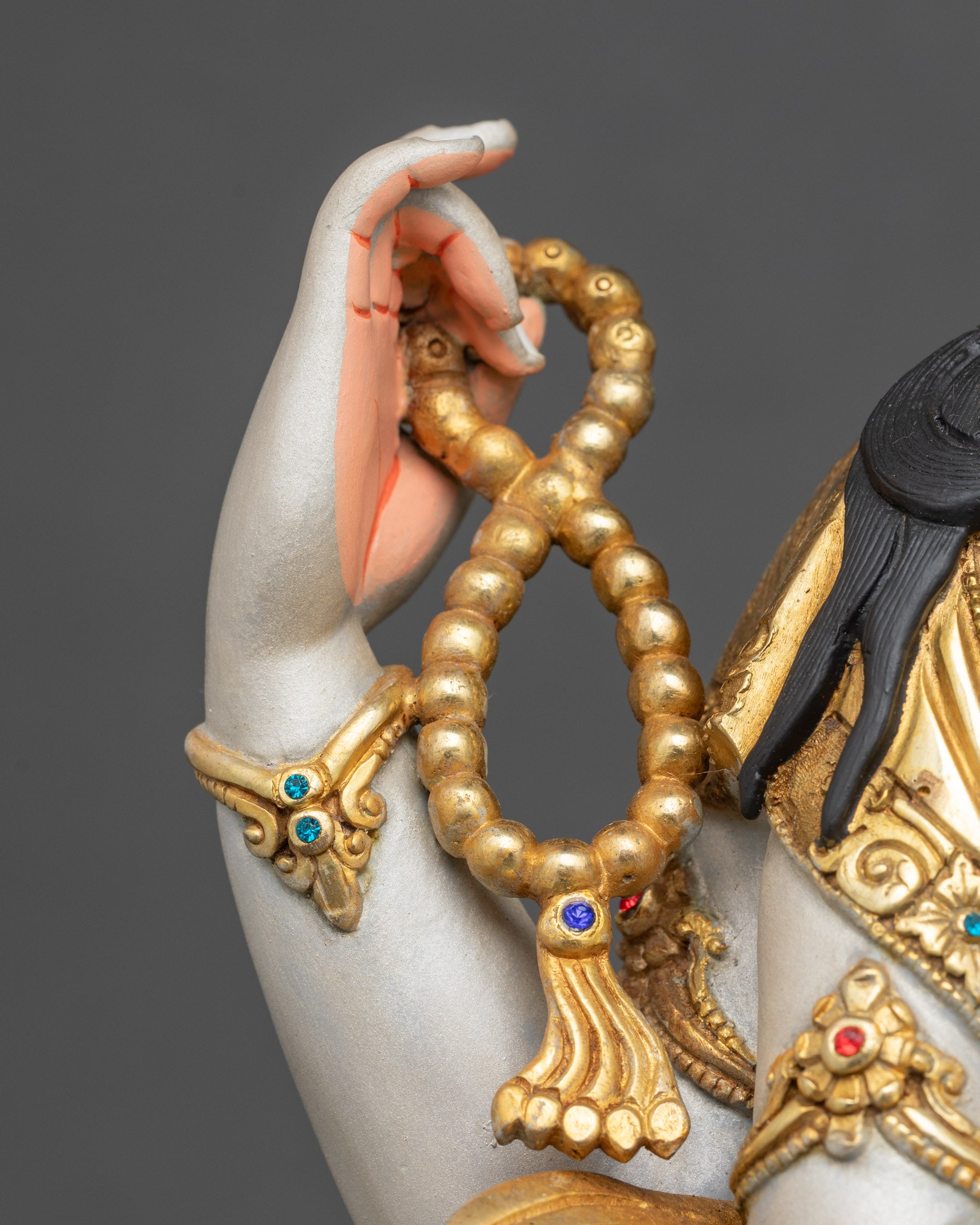 Beautiful Avalokiteshvara Statue | Tibetan Buddhist Spiritual Gift