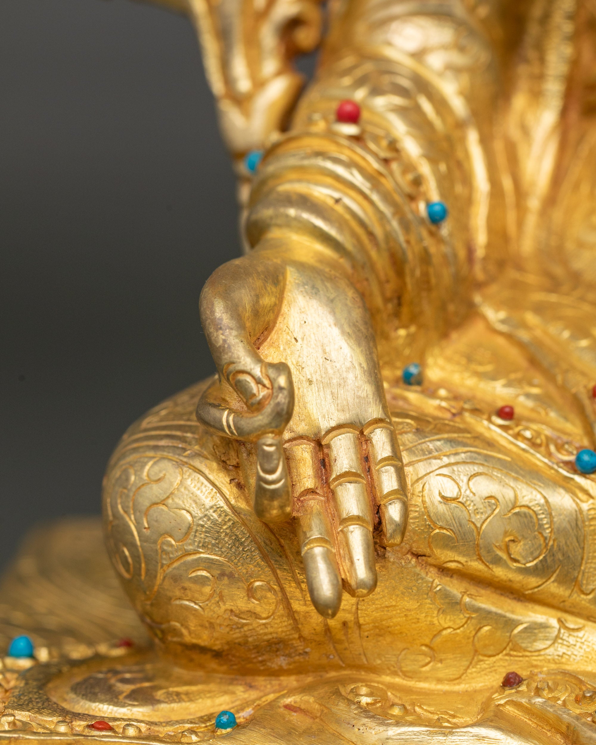 Yuthok Yonten Gonpo Statue | Father of Tibetan Medicine