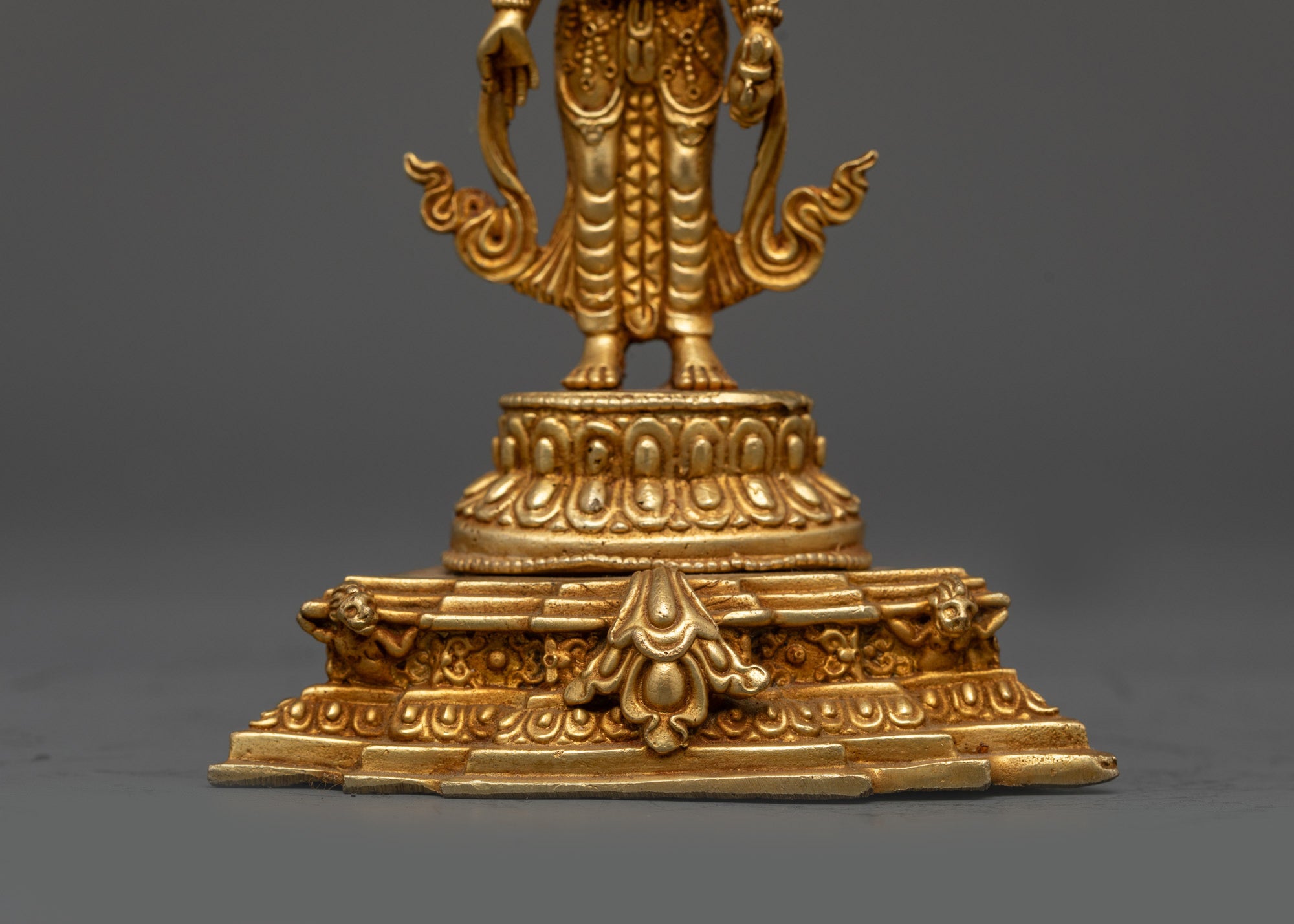 Exquisitely Machine-Crafted 1000-Arm Chenrezig Statue | Home Altar Art