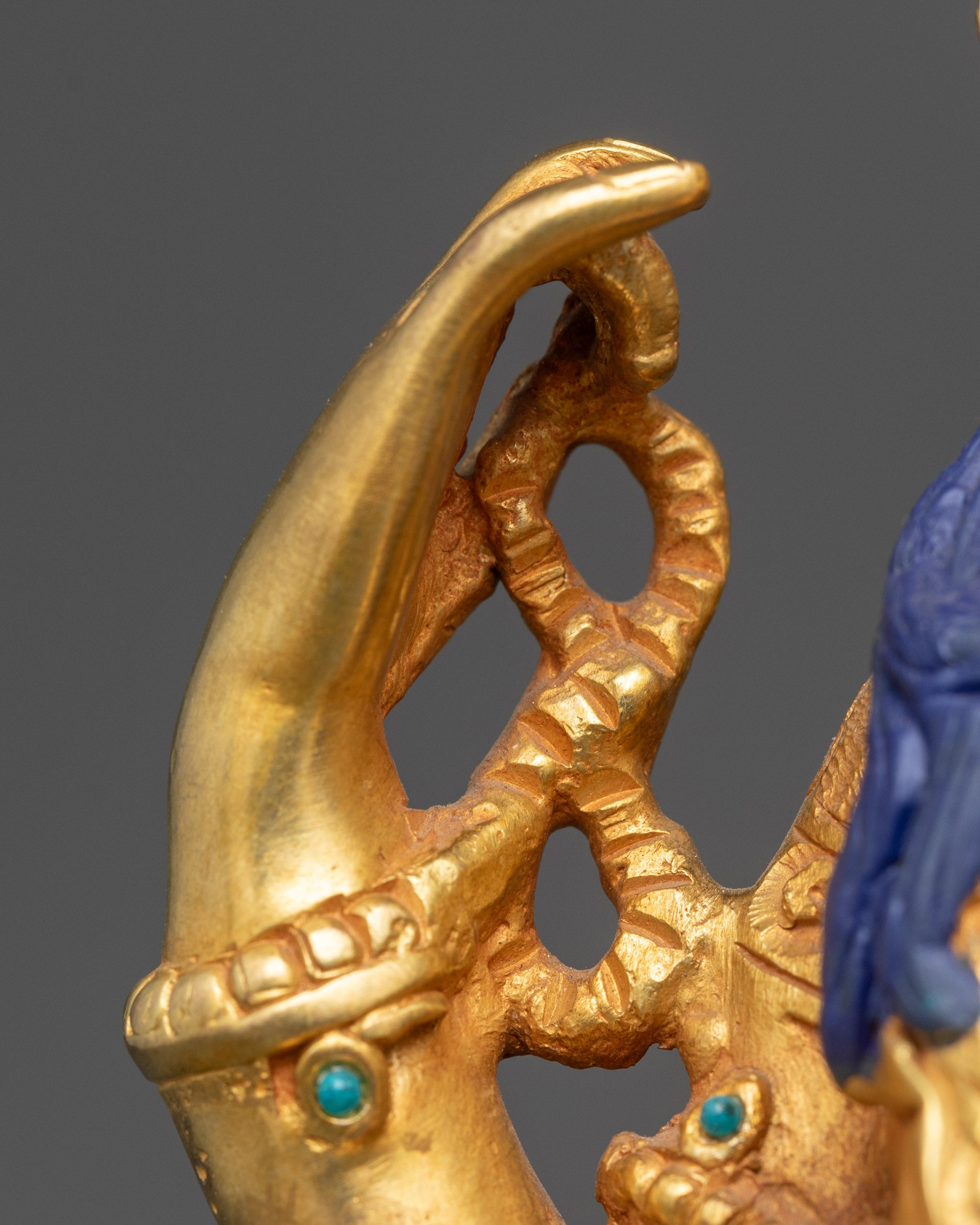 Handcrafted Meditation Sculpture of Chenrezig | Handicrafted Statues