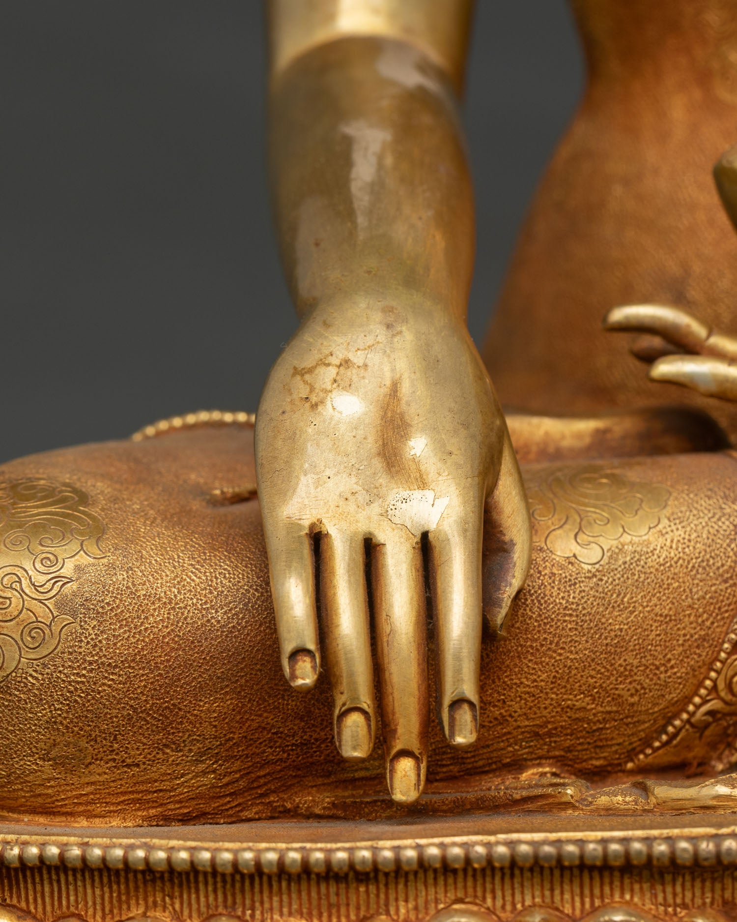 Shakyamuni Buddha Statue for Peace & Mindfulness | Tibetan Art & Craft