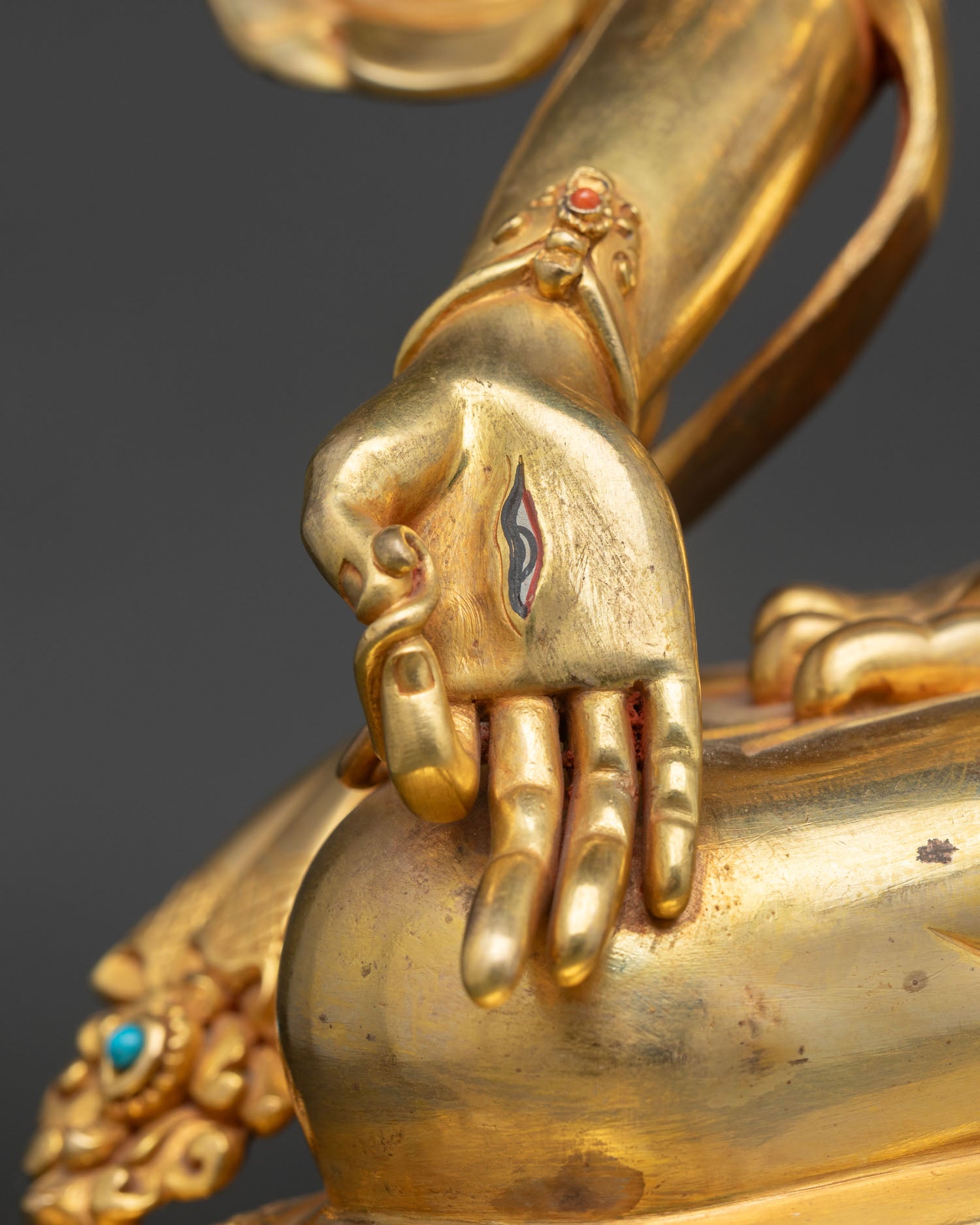 Tibetan White Tara Statue | Luxury Buddhist Altar Decor