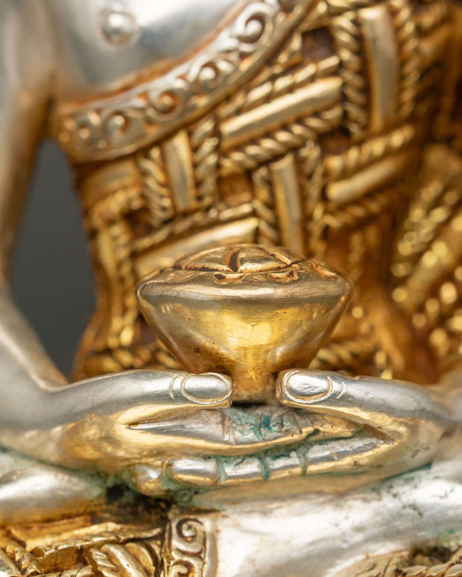 Amitabha Buddha Statue – Buddha of Wisdom and Infinite Light