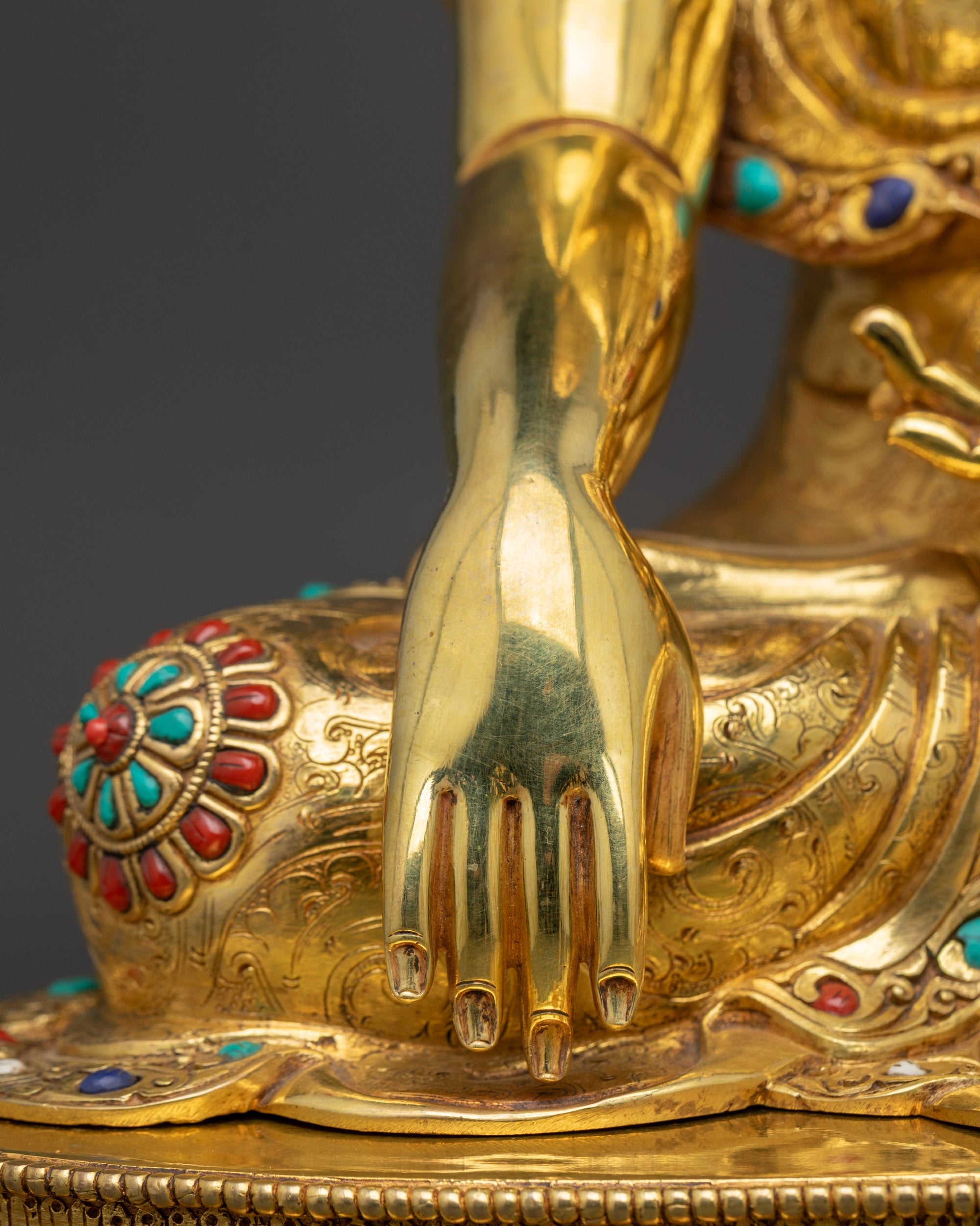 Lord Gautama Buddha Statue | Gold-Gilded Meditating Shakyamuni Buddha