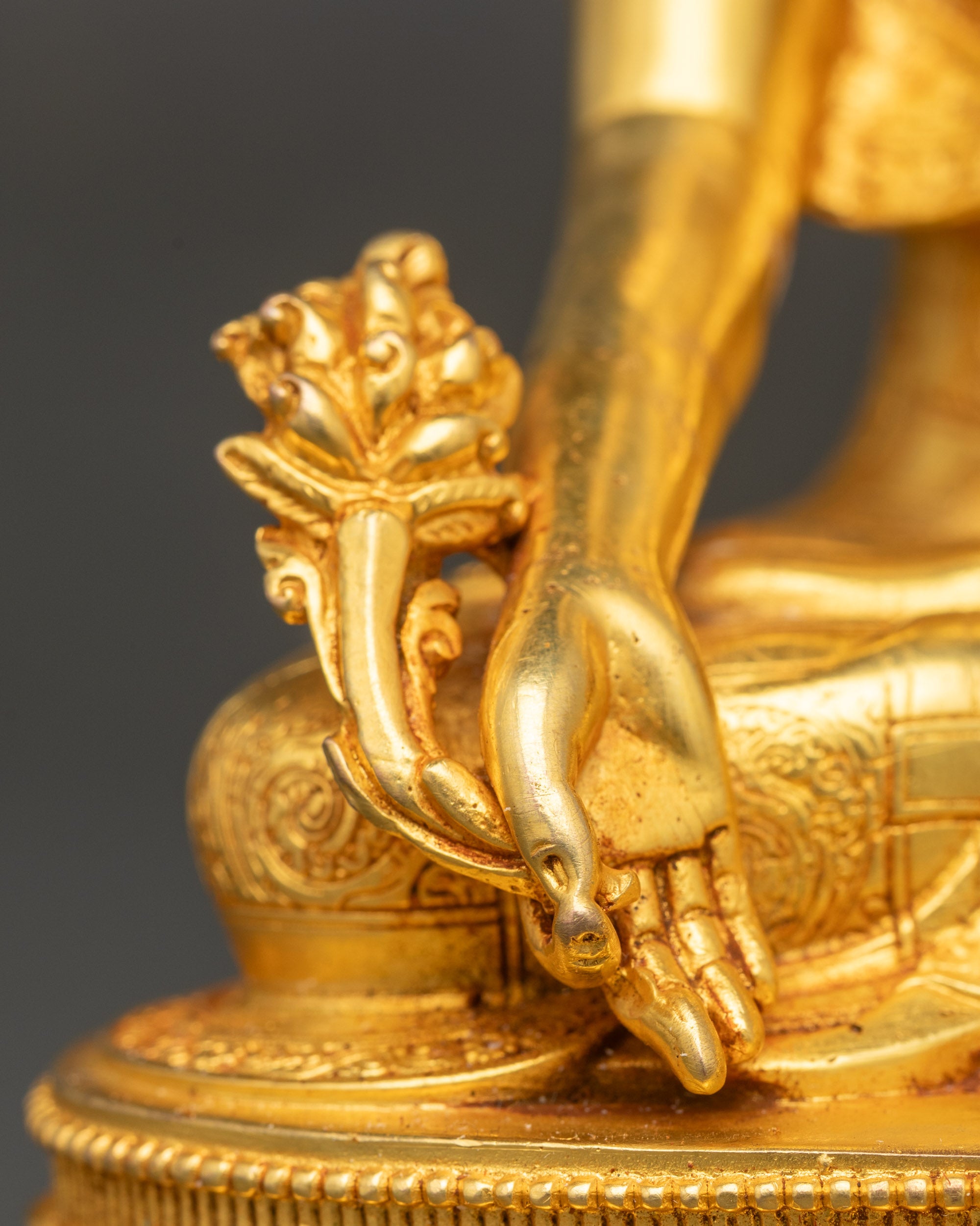 Medicine Buddha Statue